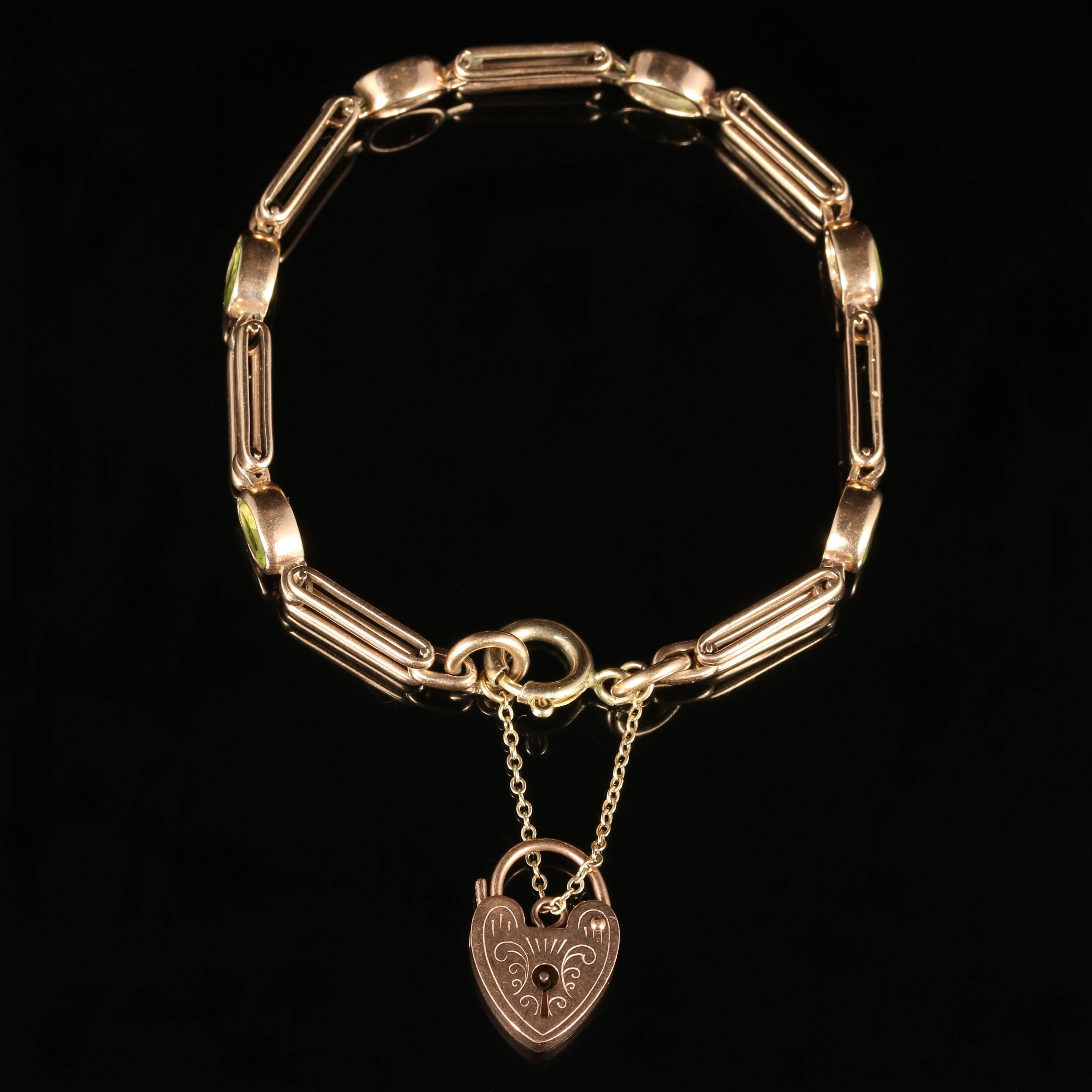Antique Victorian Peridot Gate Bracelet 9 Carat Rose Gold, circa 1890 1
