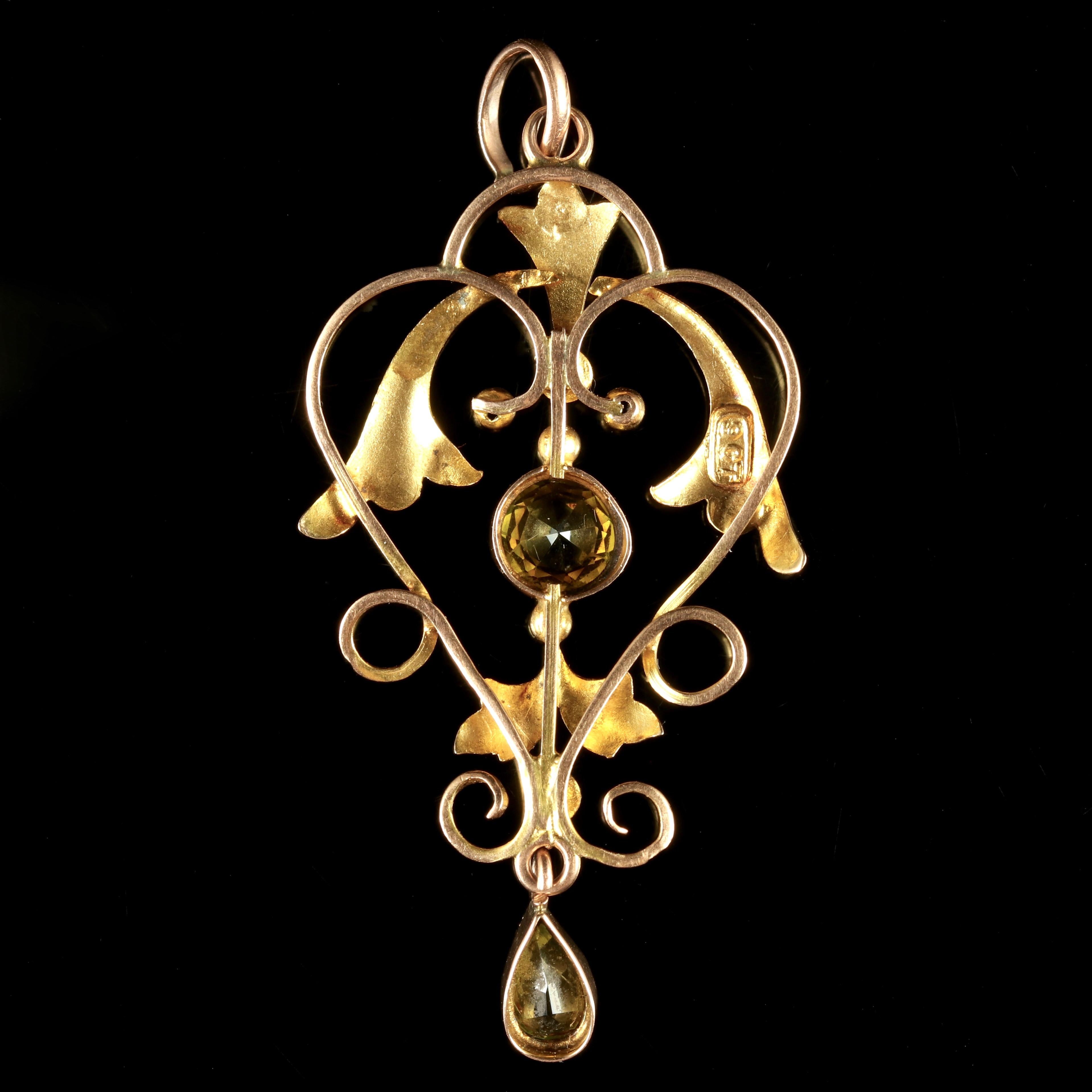 Antique Victorian Peridot Pearl Pendant 9 Carat, circa 1900 In Excellent Condition For Sale In Lancaster, Lancashire