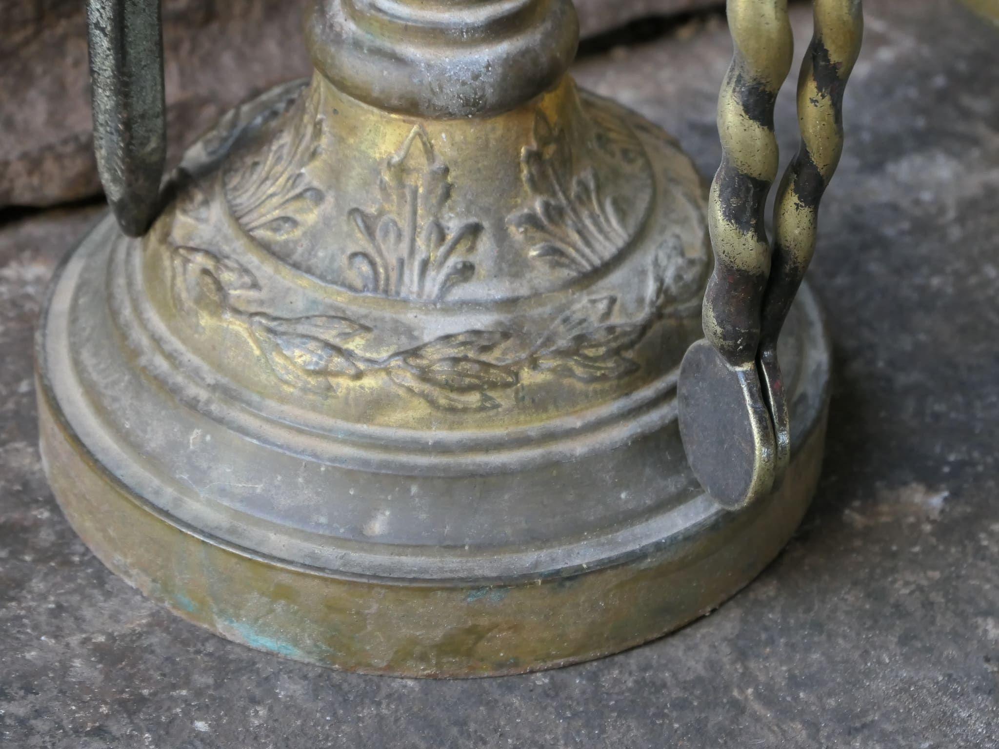 Laiton Set d'outils de cheminée d'époque victorienne antique, outils de feu en vente