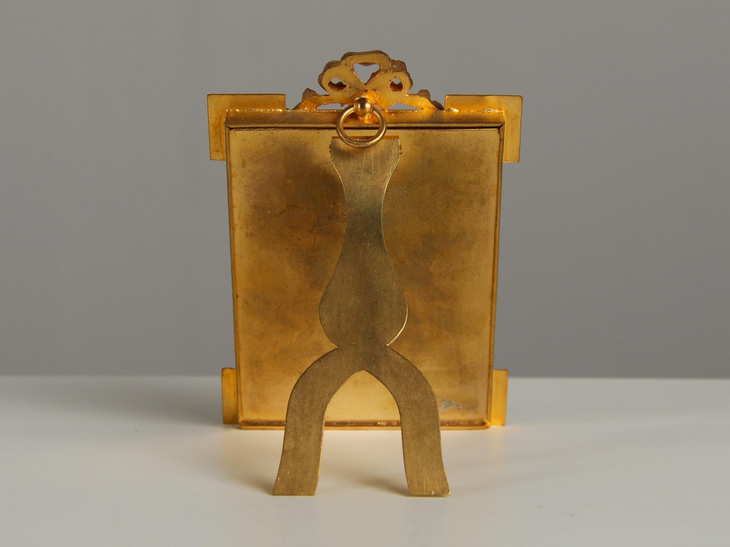 Français Cadre photo victorien ancien, Bronze Dorée, France, années 1880, 5 x 8 cm en vente