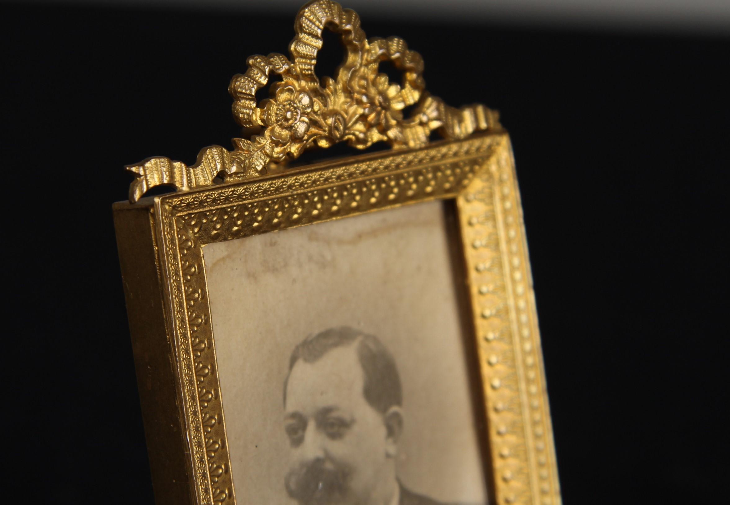 Antique Victorian Picture Frame, France, 1880s, 3, 5 x 6, 5 cm In Good Condition For Sale In Greven, DE