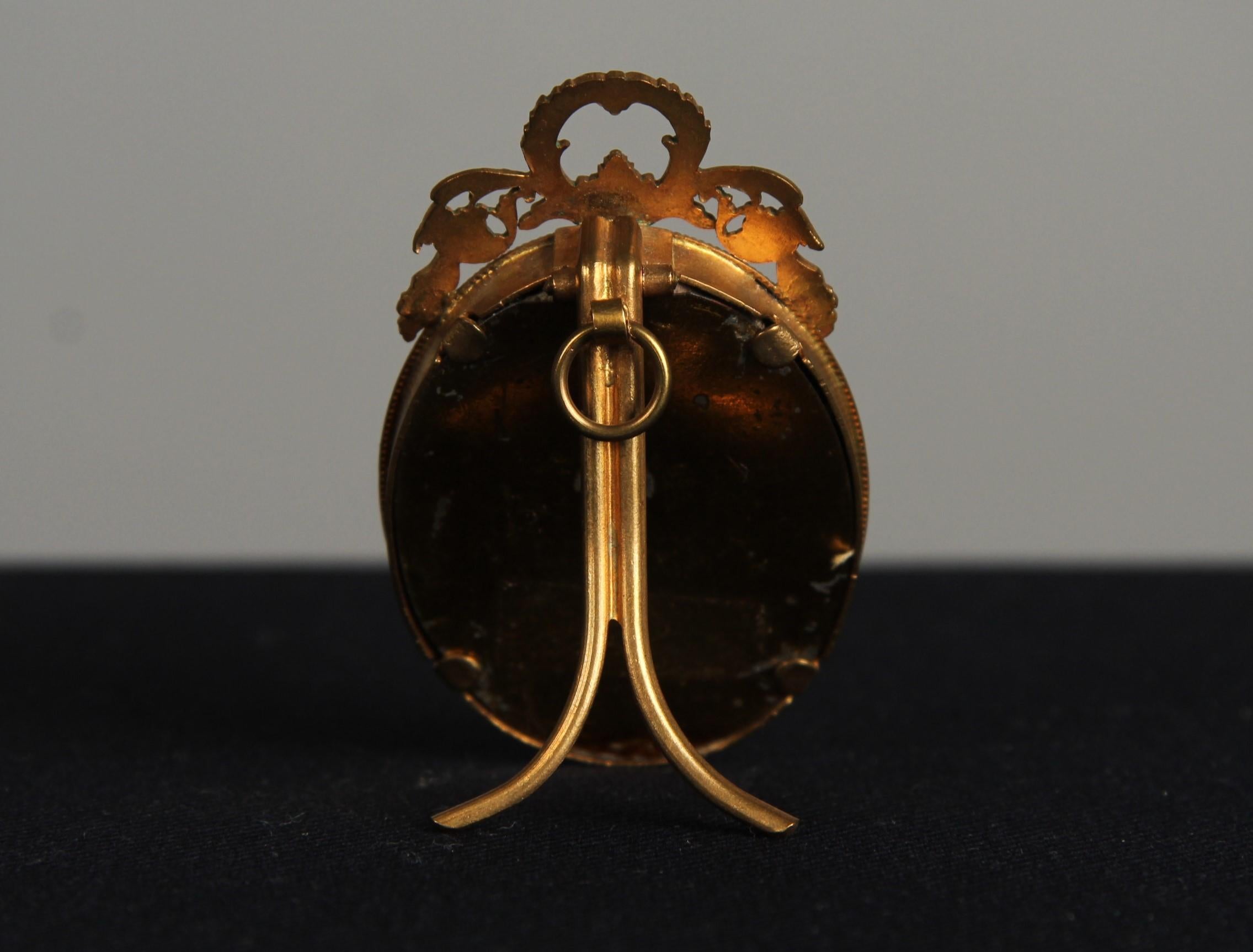 Marco antiguo victoriano, Francia, década de 1880, 4 x 5 cm Francés en venta