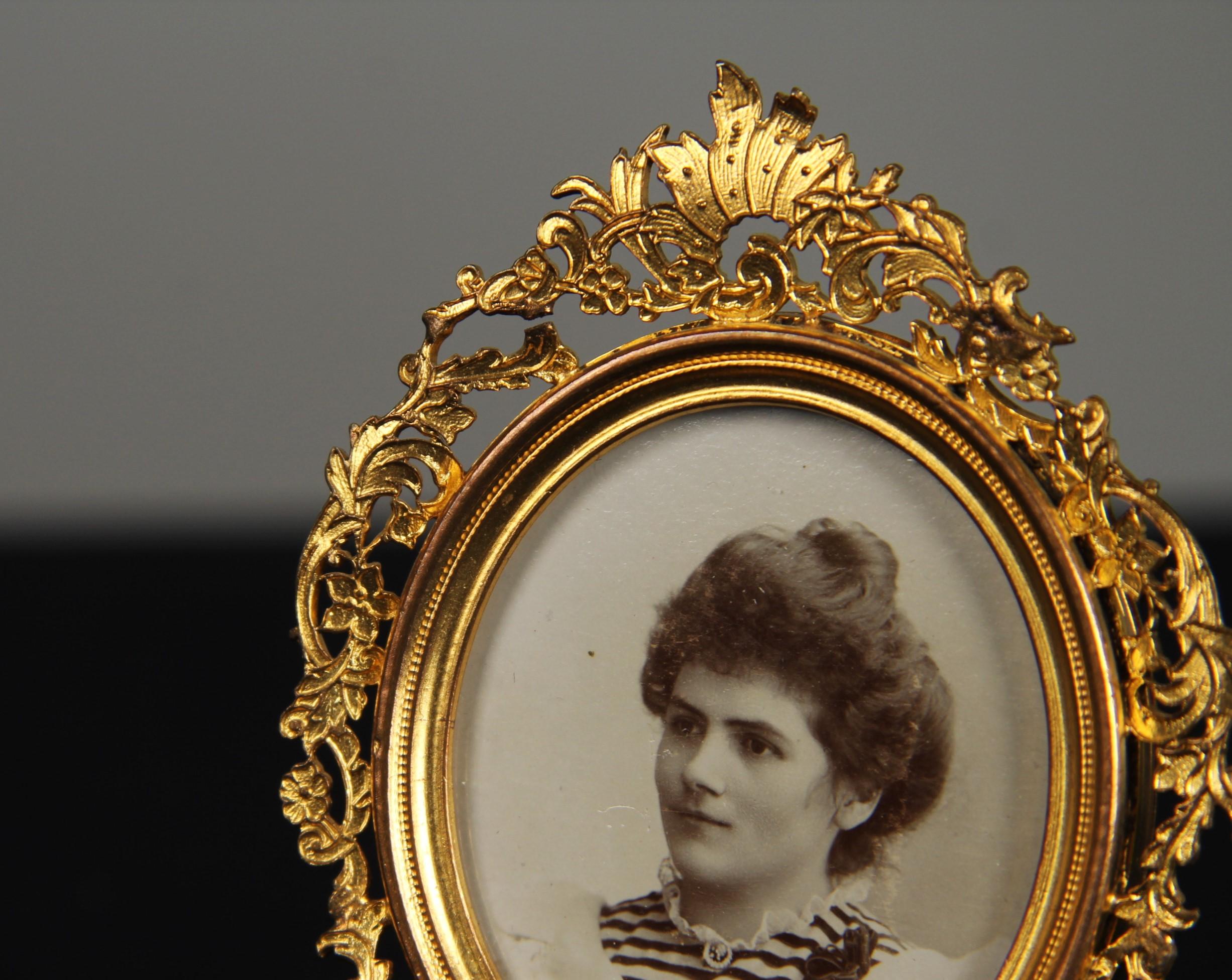 Brass Antique Victorian Picture Frame, France, 1880s, 4 x 5 cm For Sale