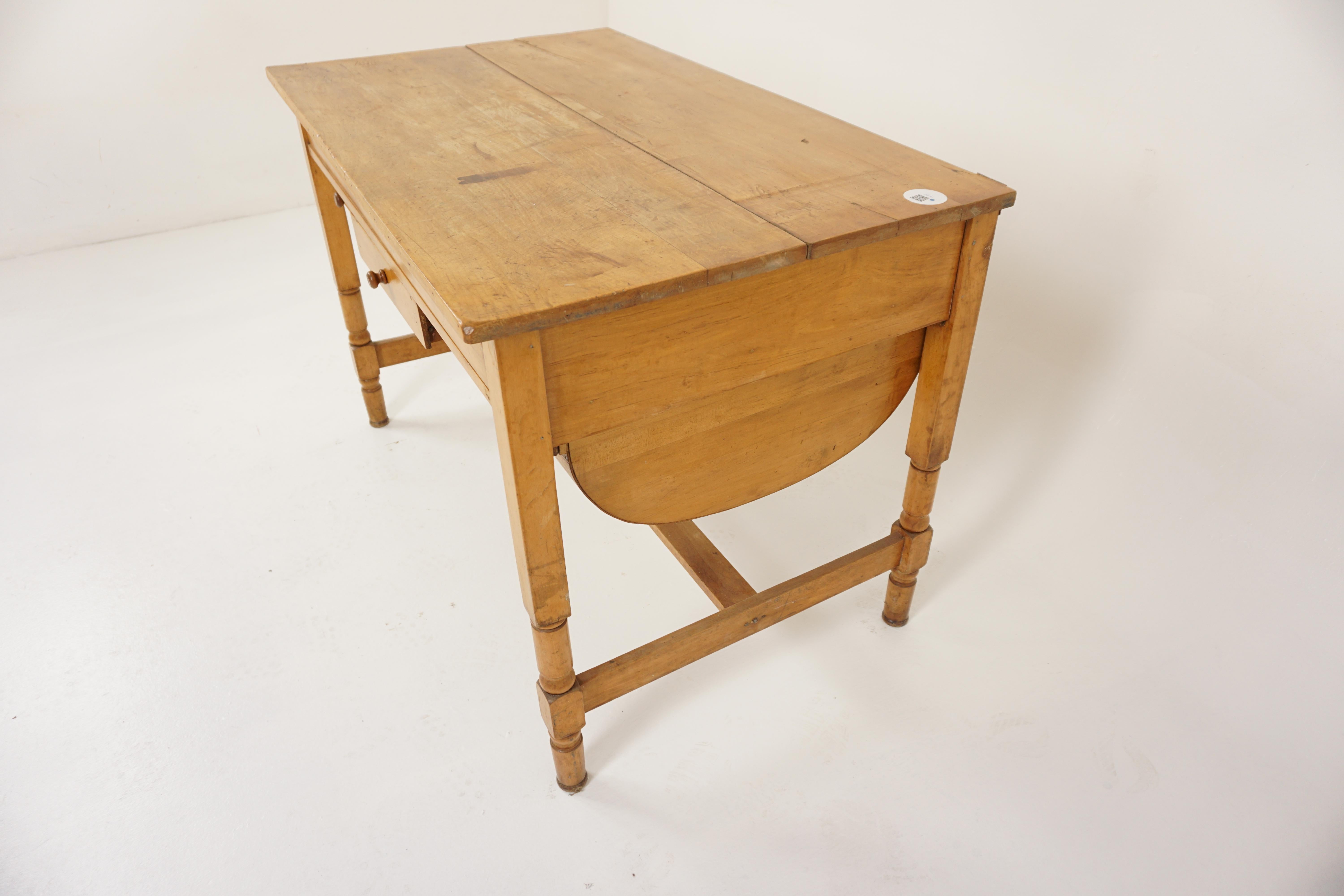 Antique Victorian Pine Kitchen Lift Table Baking Table, Scotland 1890, H938 In Good Condition In Vancouver, BC