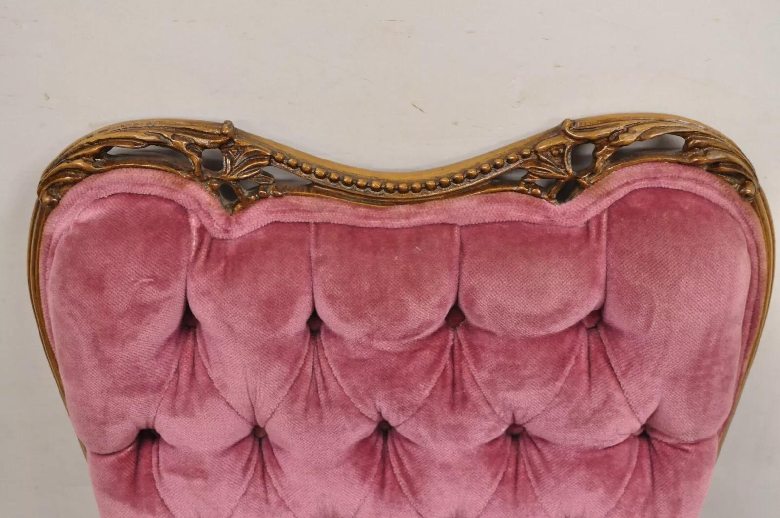 Antique Victorian Pink Tufted Carved Wood Parlor Arm Chair In Good Condition For Sale In Philadelphia, PA