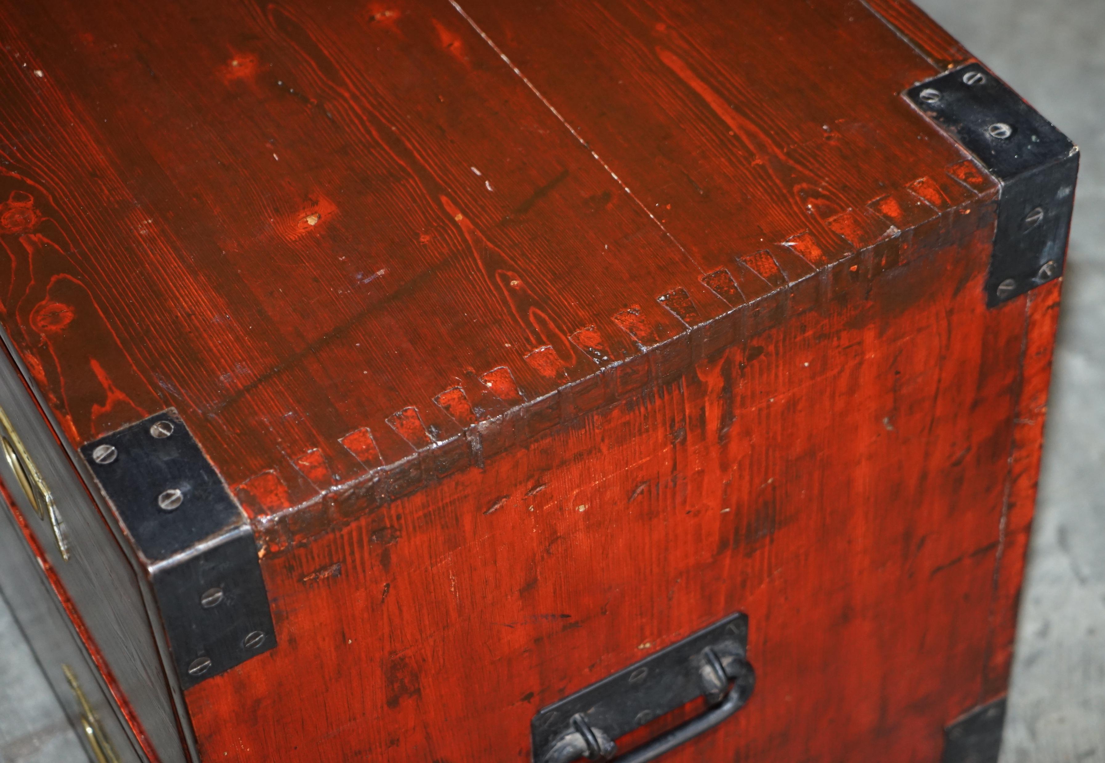 Antique Victorian Pitch Pine Military Campaign Used Chest of Drawers +Name Plate For Sale 3