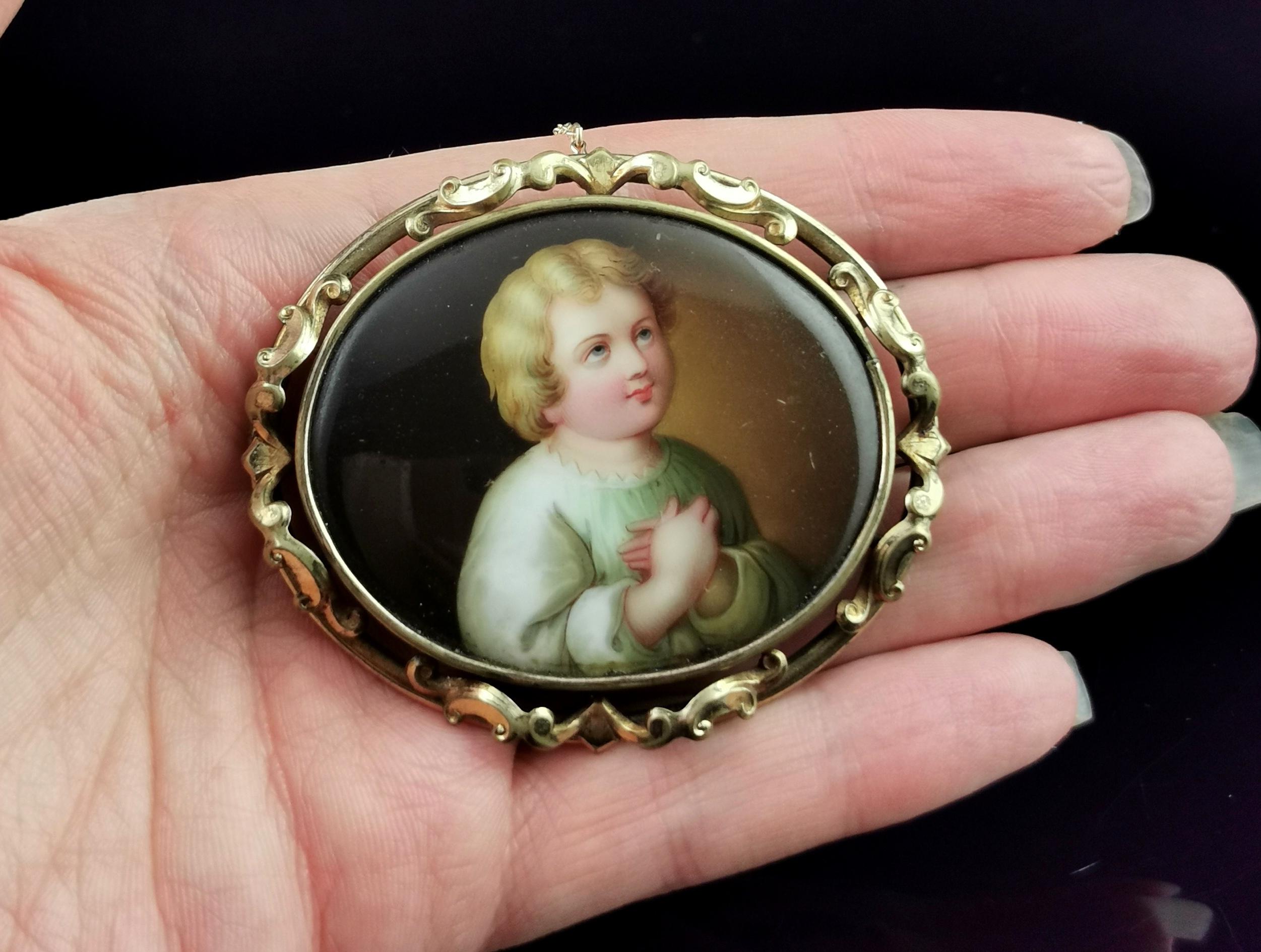 Antique Victorian portrait brooch, ceramic, hand painted  For Sale 3