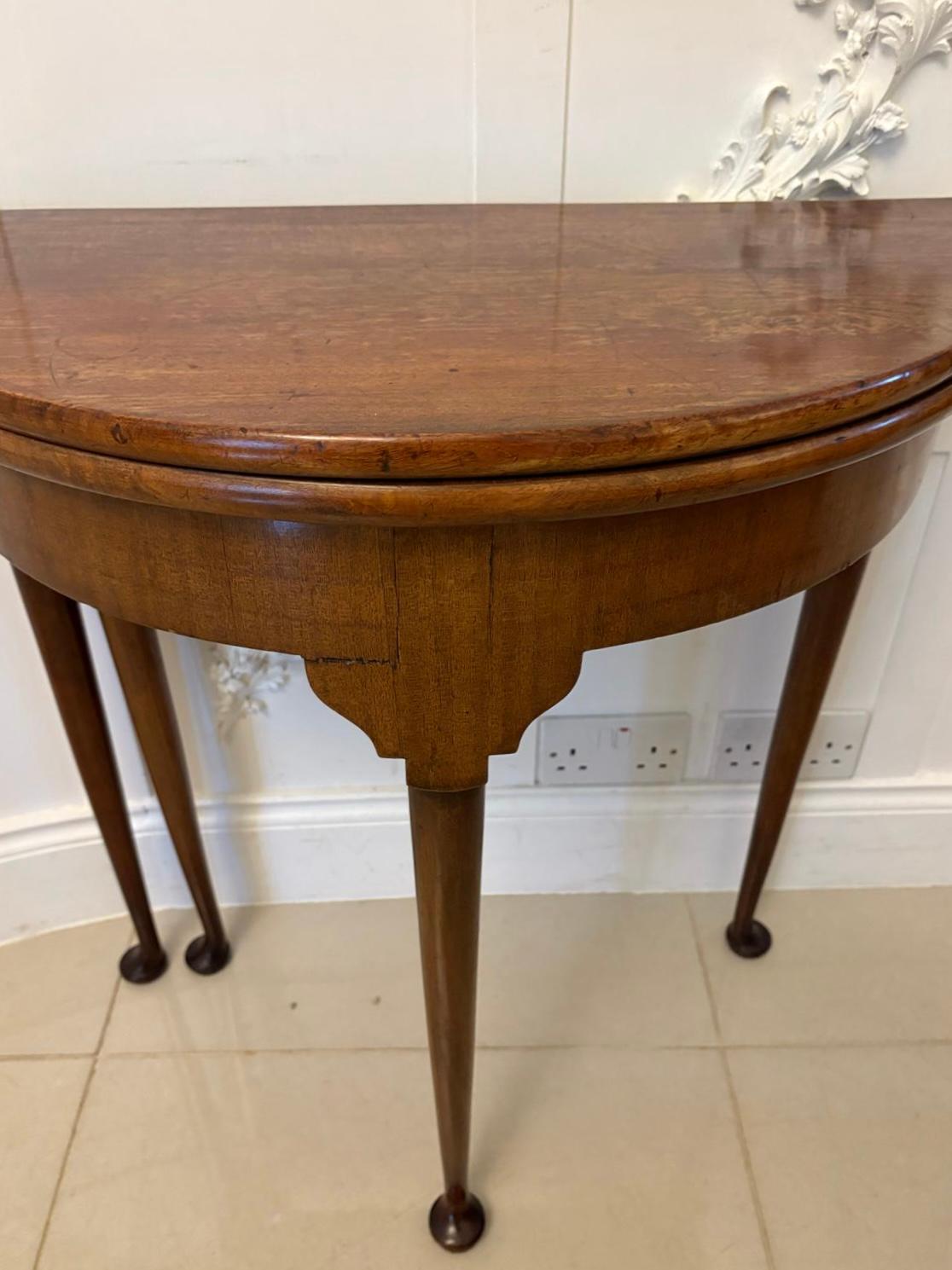 Table à cartes en forme de demi-lune en acajou de qualité victorienne ancienne Bon état - En vente à Suffolk, GB