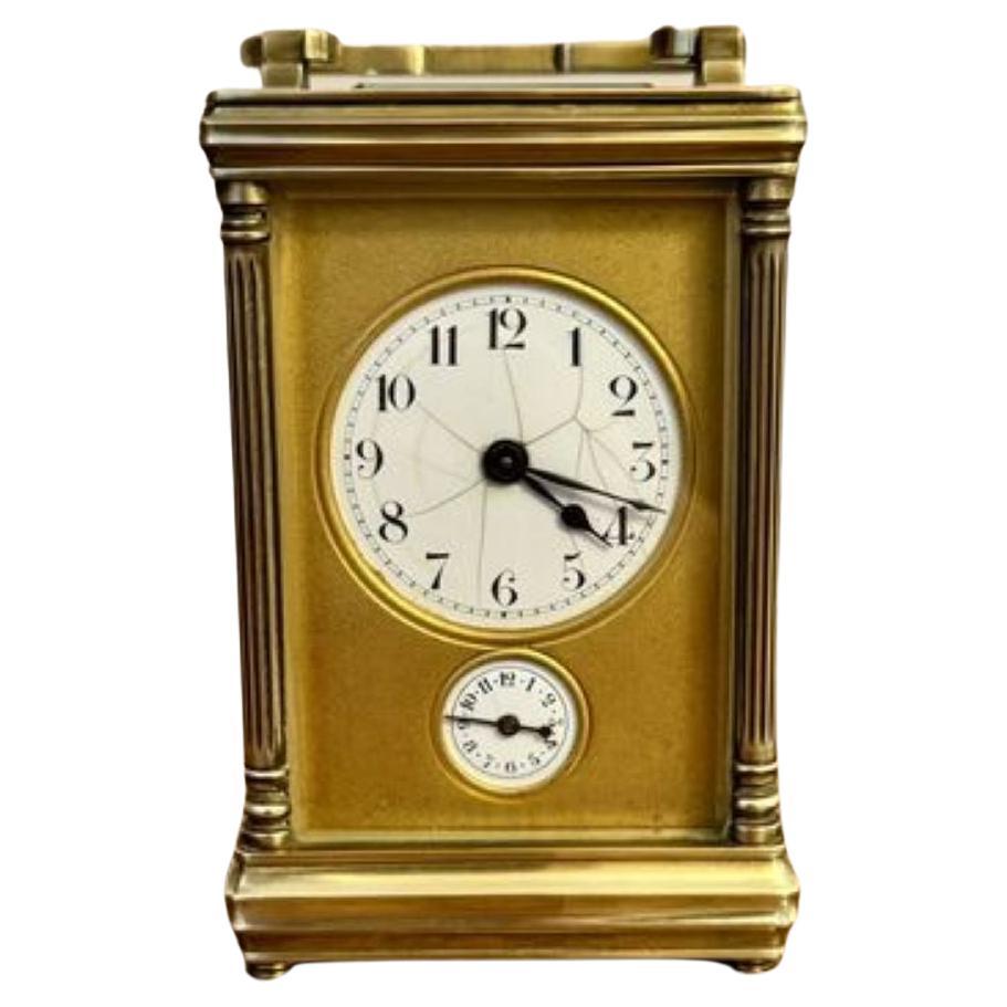 Antiguo reloj de carruaje de latón de calidad victoriana con alarma