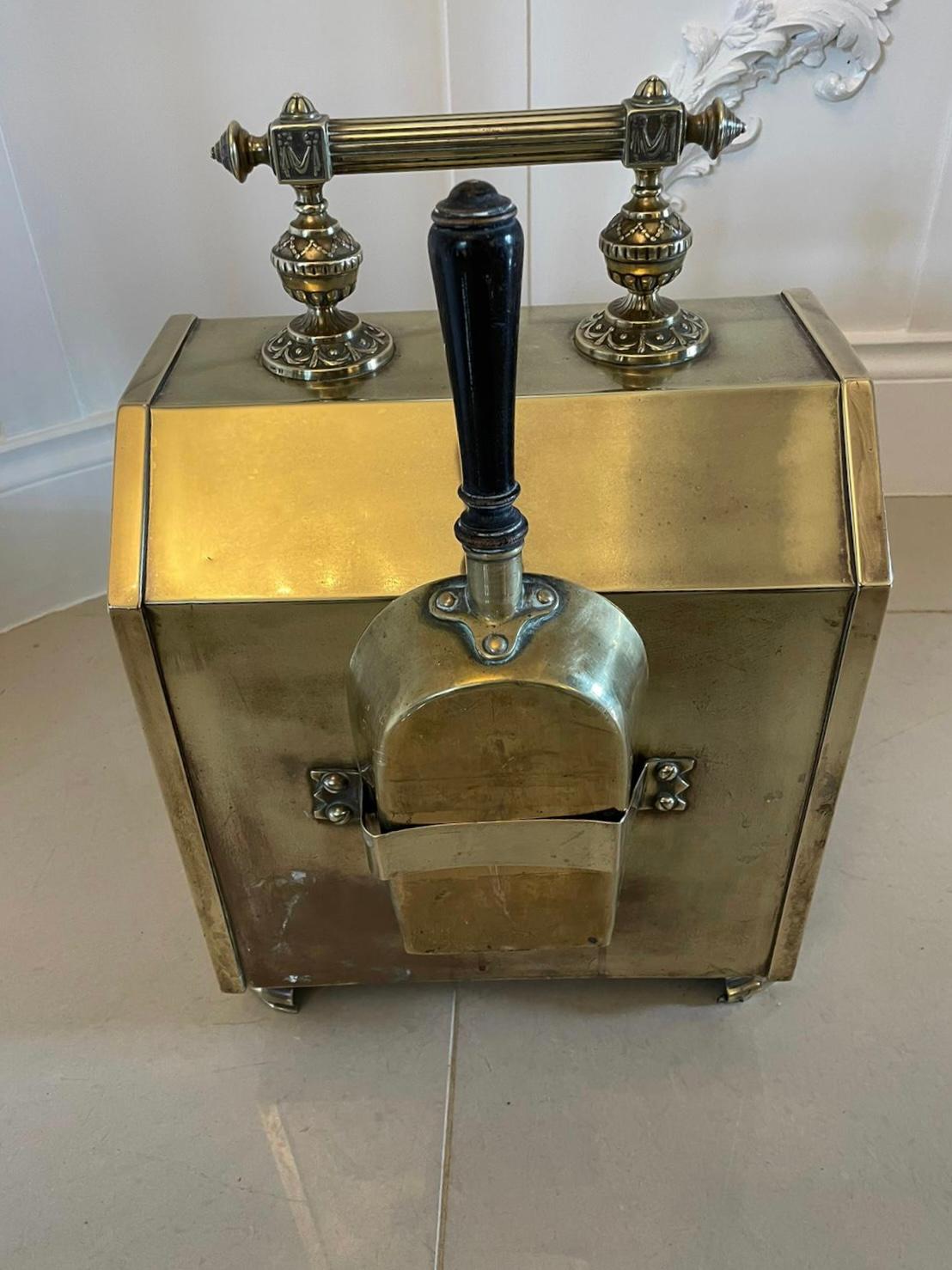 English Antique Victorian Quality Brass Coal Scuttle 