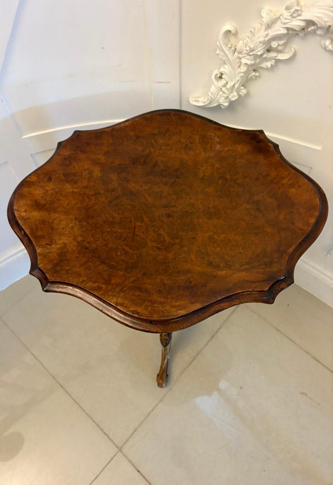 Antique Victorian Quality Burr Walnut Lamp Table For Sale 4