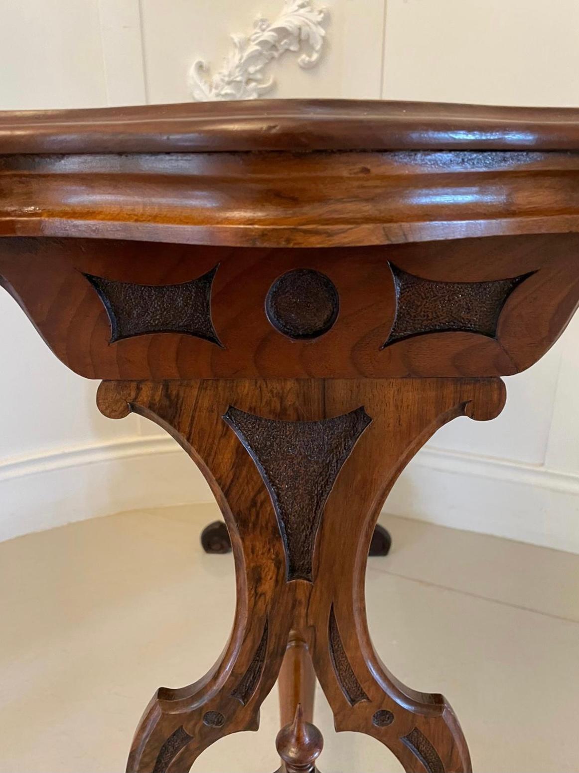 Antique Victorian Quality Burr Walnut Shaped Centre Table For Sale 7