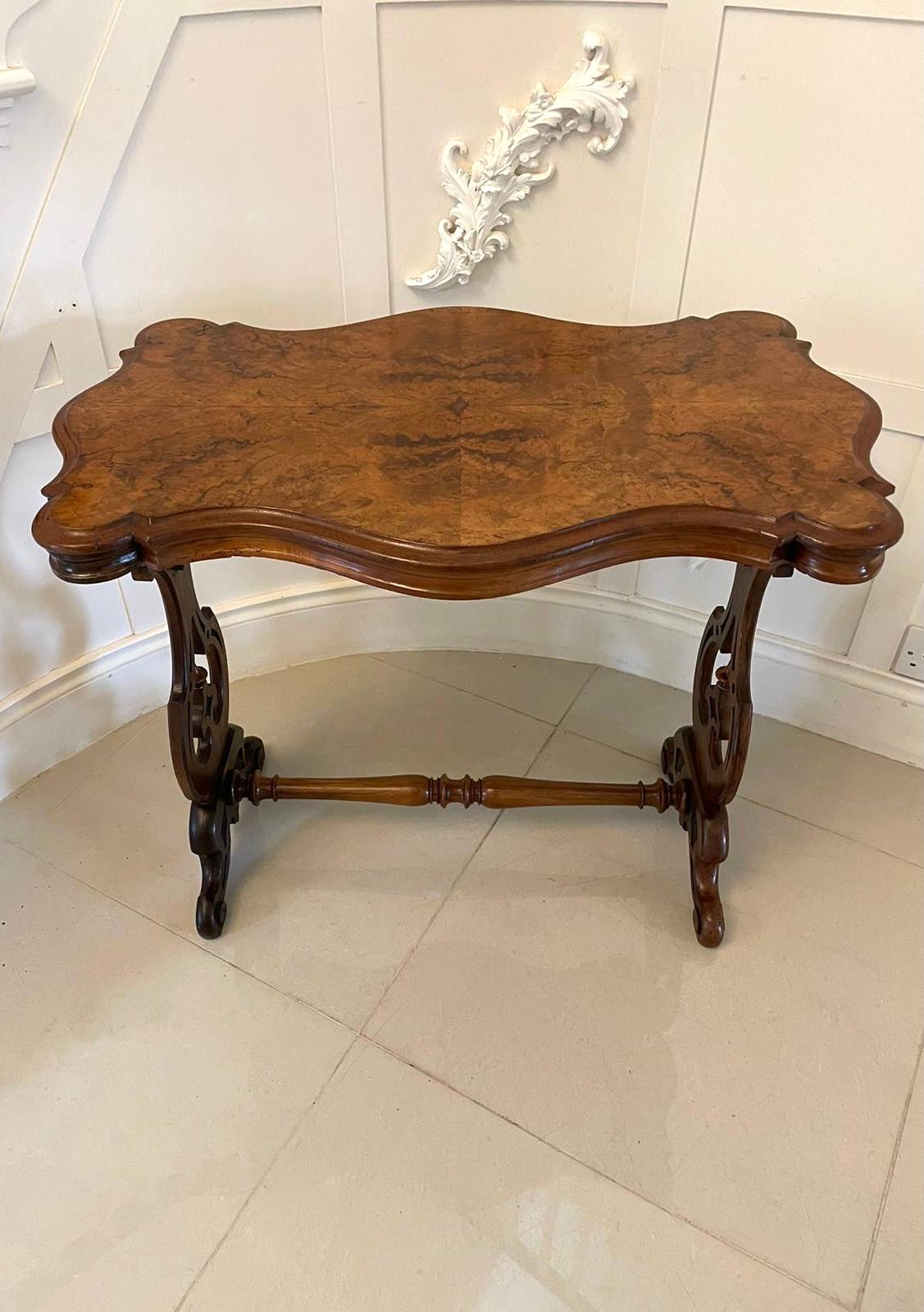 Mid-19th Century Antique Victorian Quality Burr Walnut Shaped Centre Table For Sale