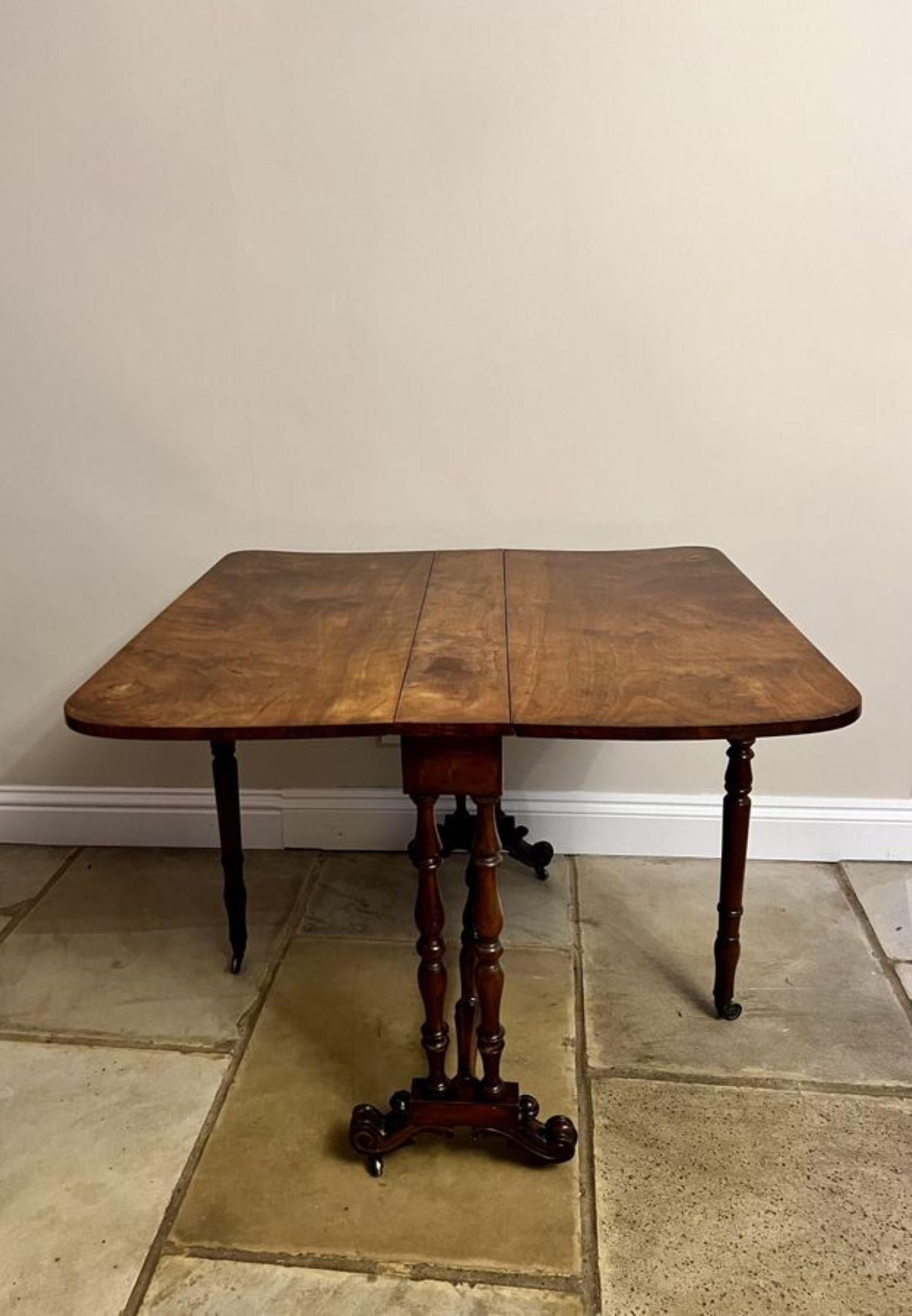 Antique Victorian quality burr walnut Sutherland table  For Sale 5