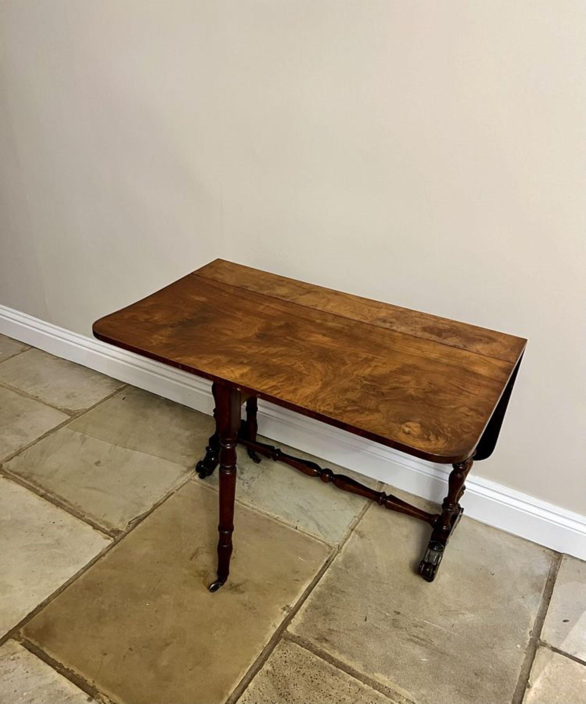 Antique Victorian quality burr walnut Sutherland table  For Sale 4