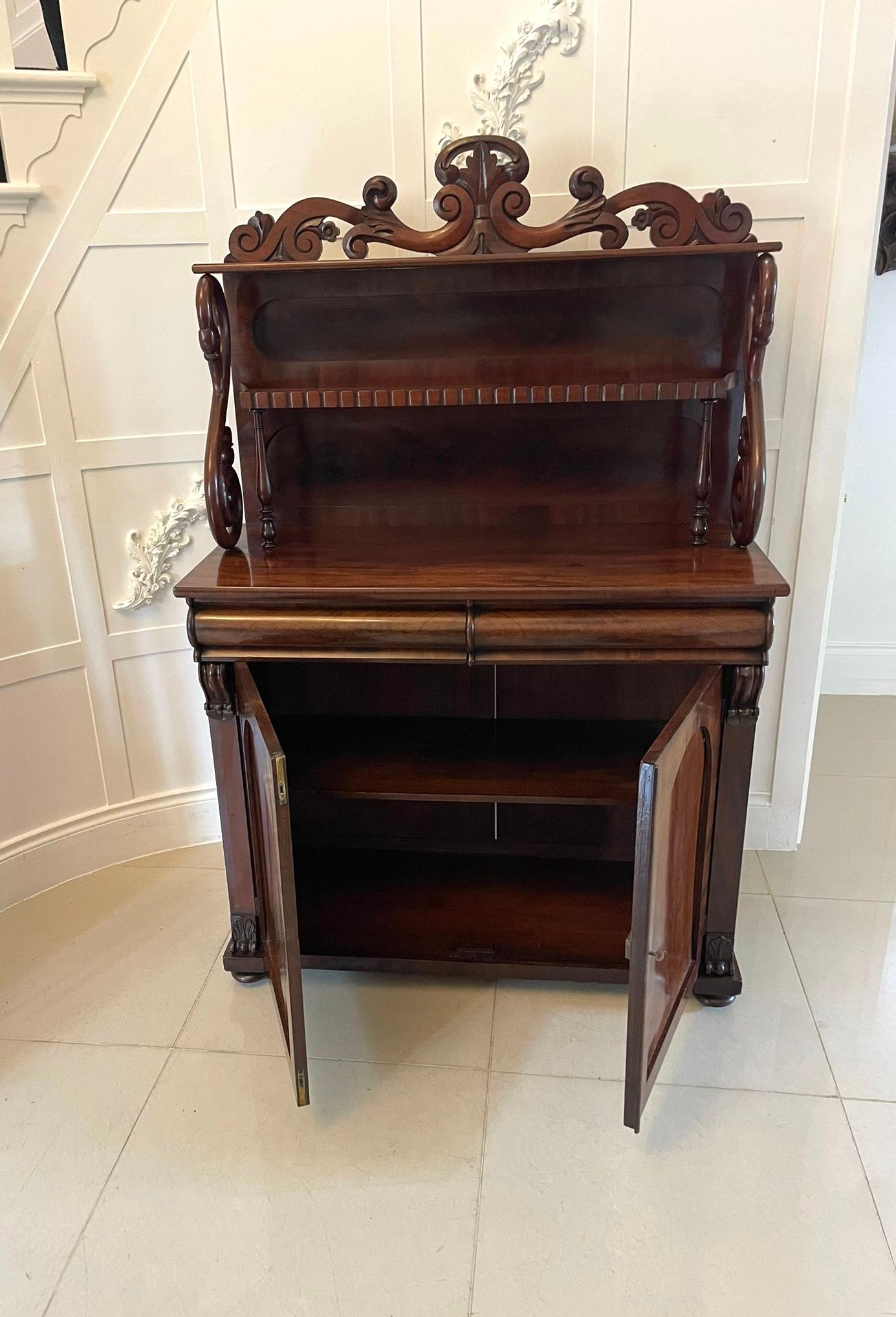 Antique Victorian Quality Carved Figured Mahogany Sideboard In Good Condition For Sale In Suffolk, GB