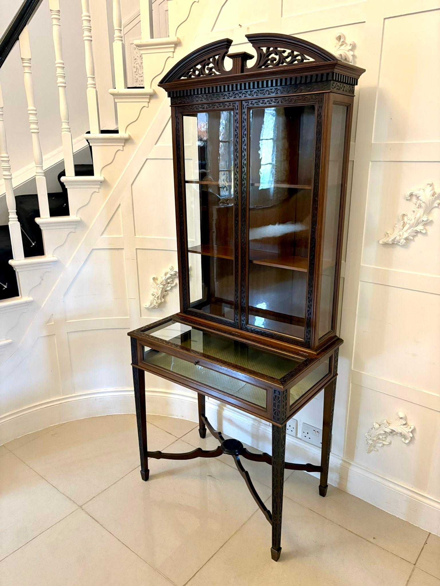 Antike viktorianische Qualität geschnitzt Mahagoni Bijouterie Display Cabinet (19. Jahrhundert) im Angebot