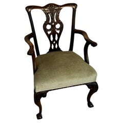 Antique Victorian quality carved mahogany desk chair
