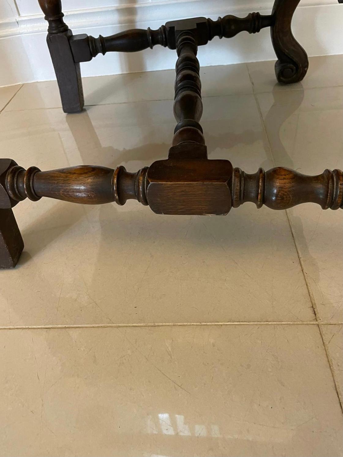 Fine XIX secolo Antica poltrona di qualità vittoriana intagliata in Oak in vendita