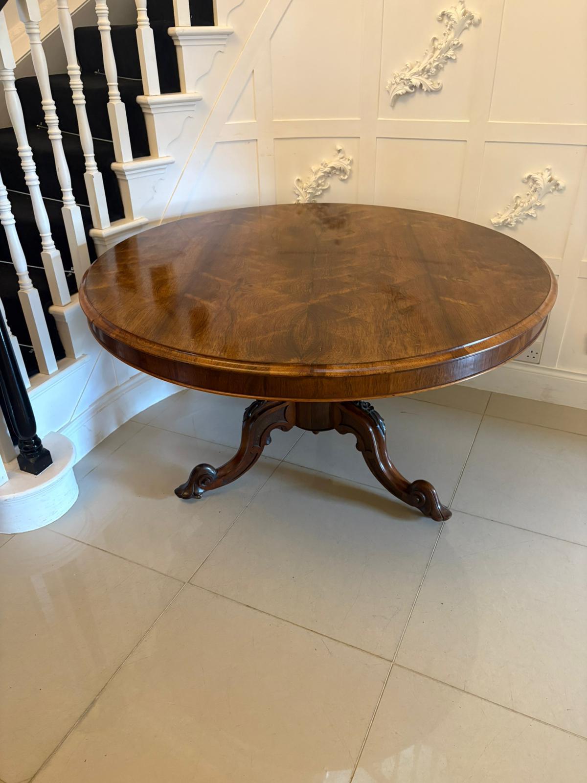 English Antique Victorian Quality Carved Rosewood Circular Dining Table For Sale