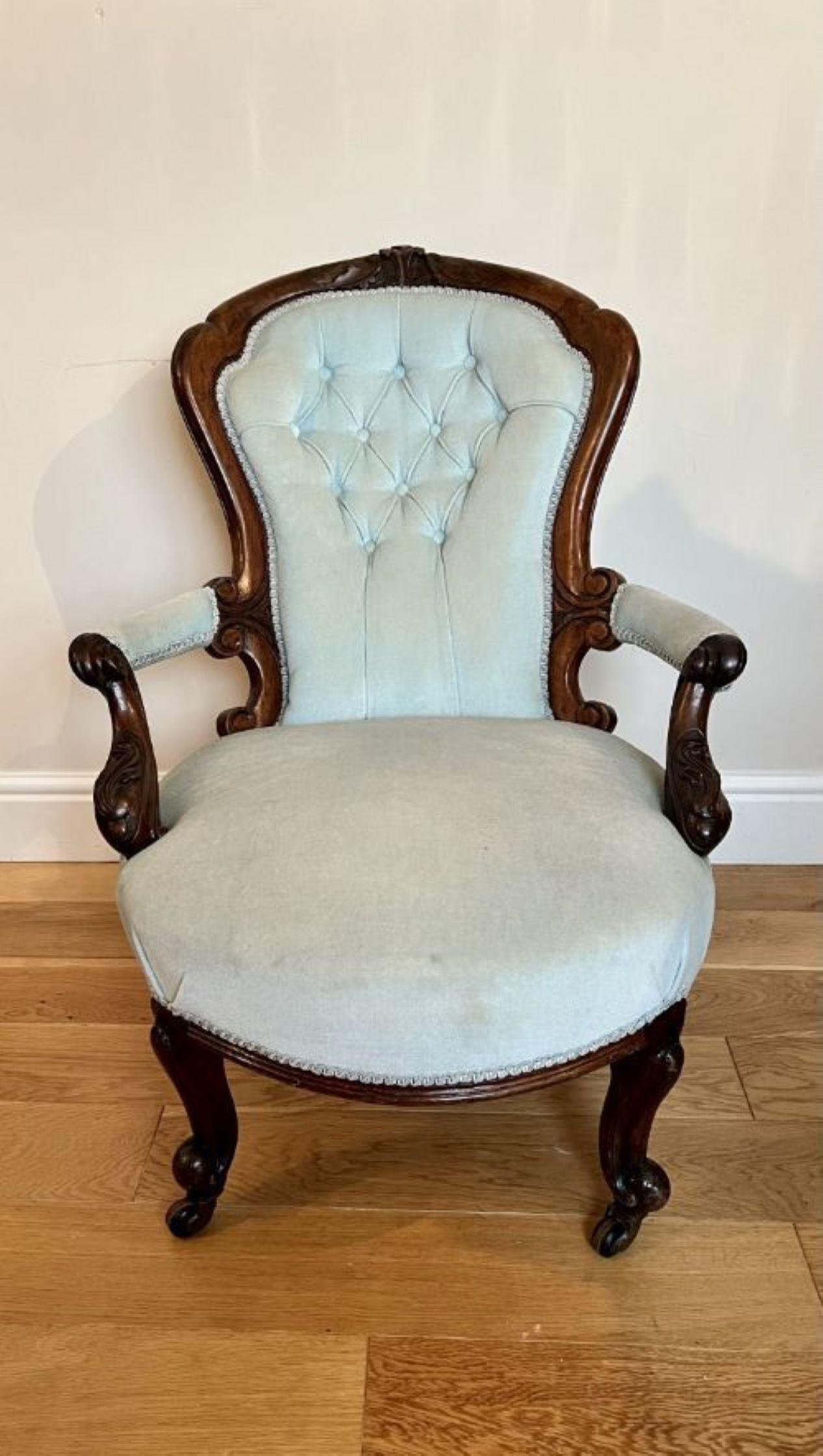 Antique Victorian quality carved walnut arm chair For Sale 2