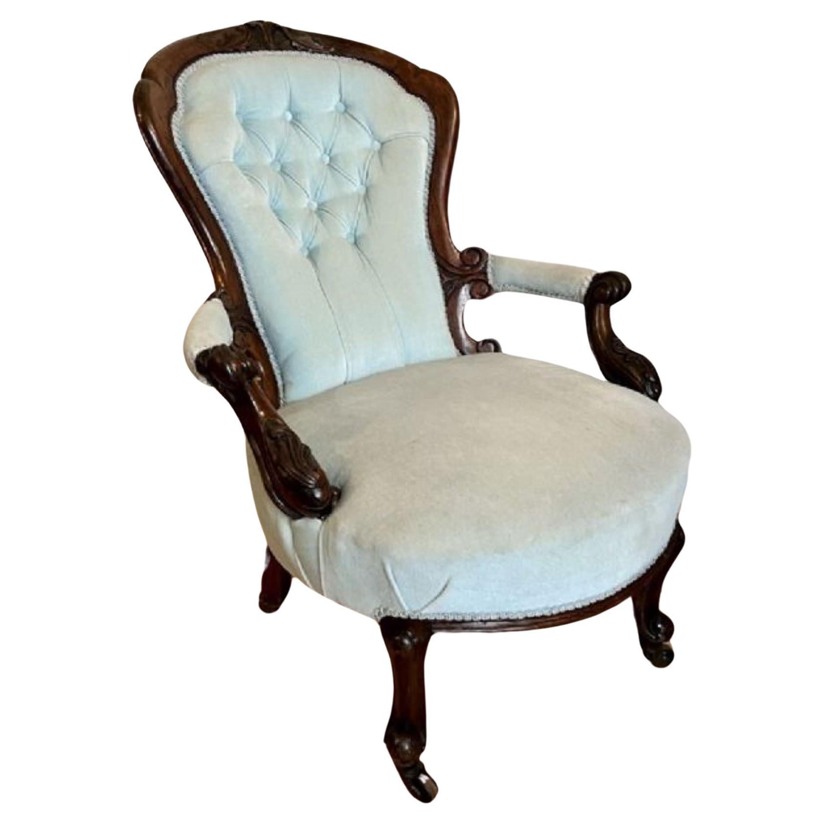 Antique Victorian quality carved walnut arm chair For Sale