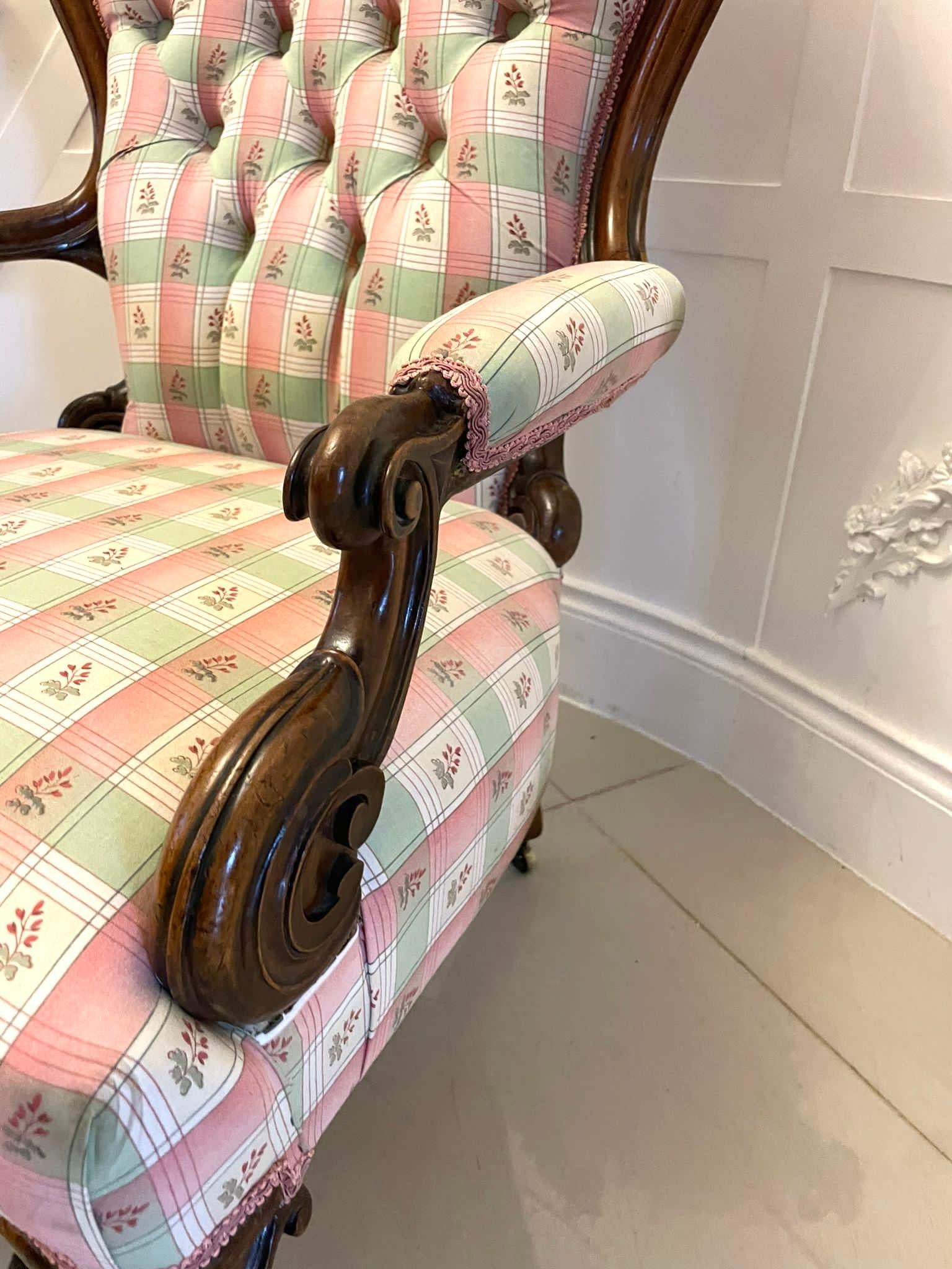 Antike viktorianische Qualität geschnitzt Nussbaum Sessel (Englisch) im Angebot