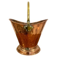 Antike viktorianische Qualität Kupfer und Messing Helm Kohle Eimer 