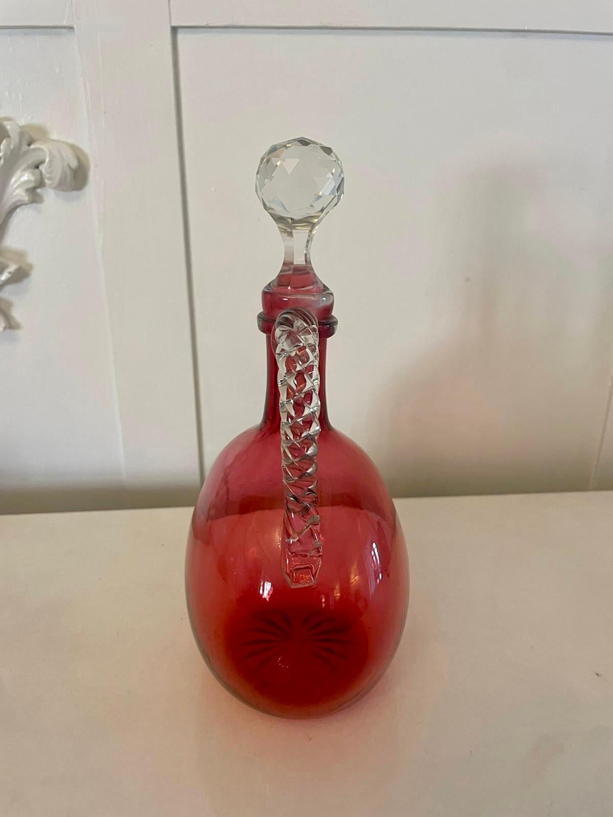 XIX secolo Antico decanter in vetro di qualità vittoriana per mirtilli rossi in vendita