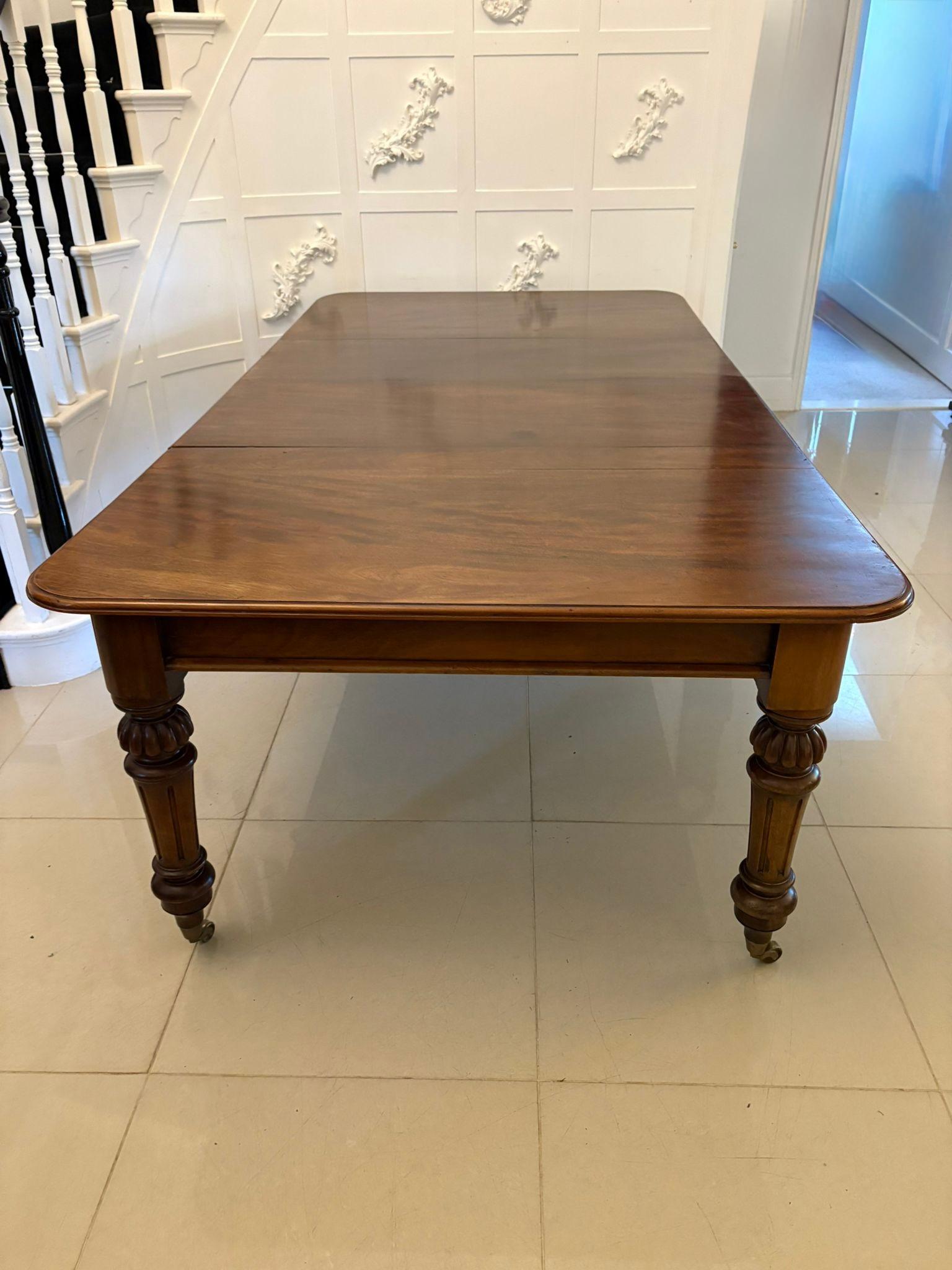 Antique Victorian Quality Figured Mahogany 10 Seater Extending Dining Table 10