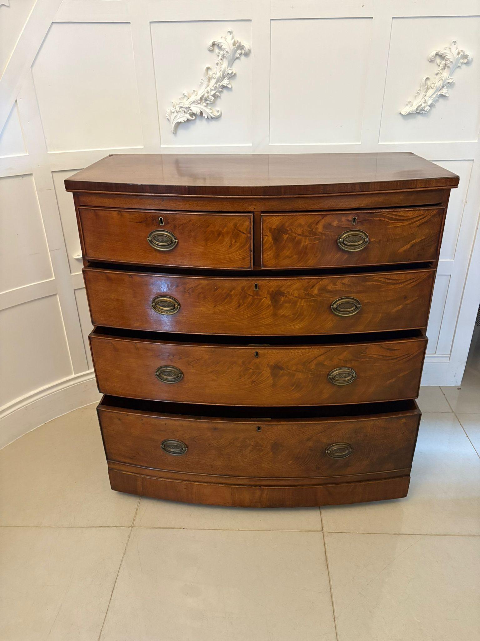 Antique Victorian Quality Figured Mahogany Bow Fronted Chest of 5 Drawers For Sale 2