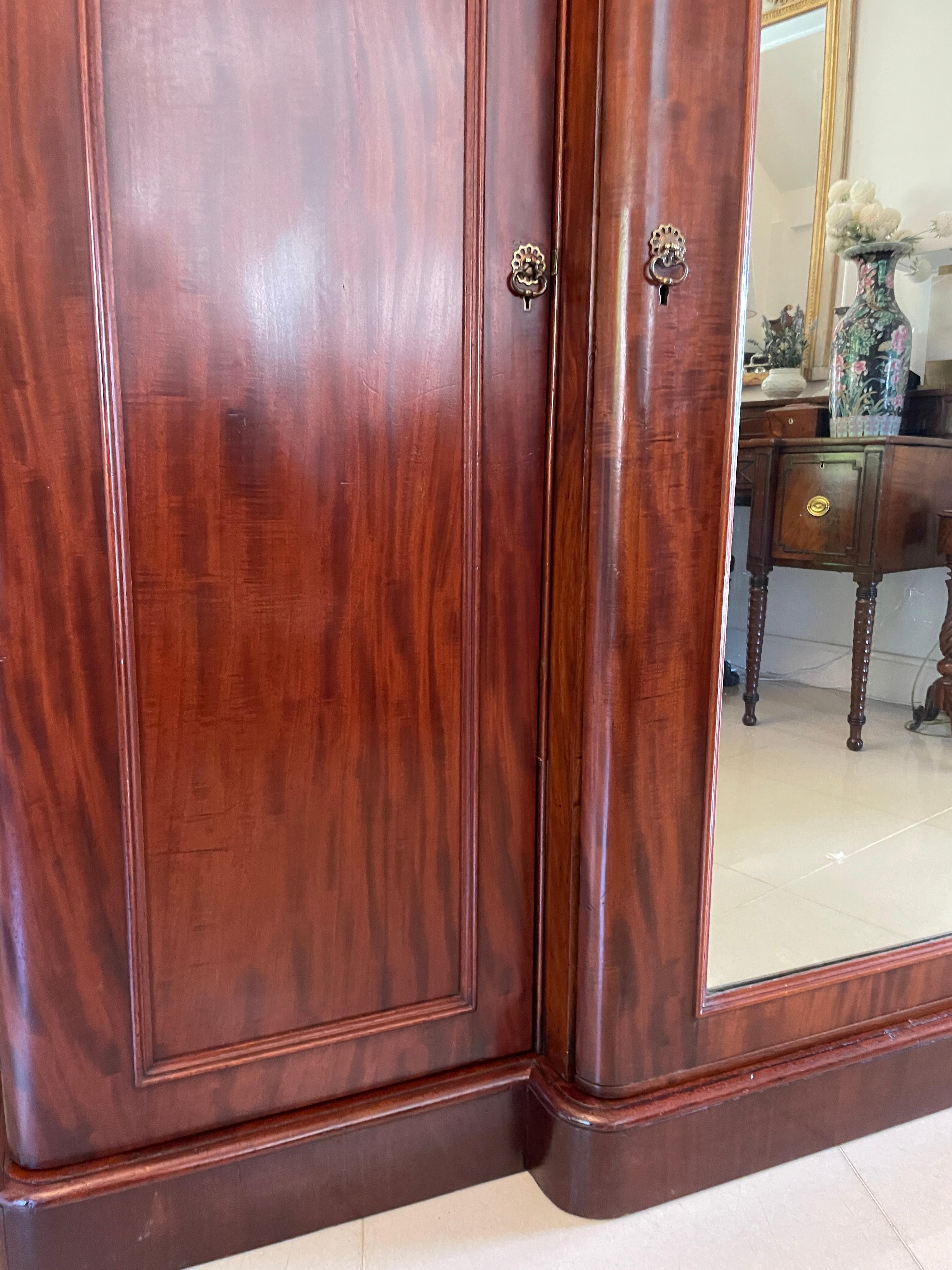 Antique Victorian Quality Figured Mahogany Breakfront Wardrobe 4