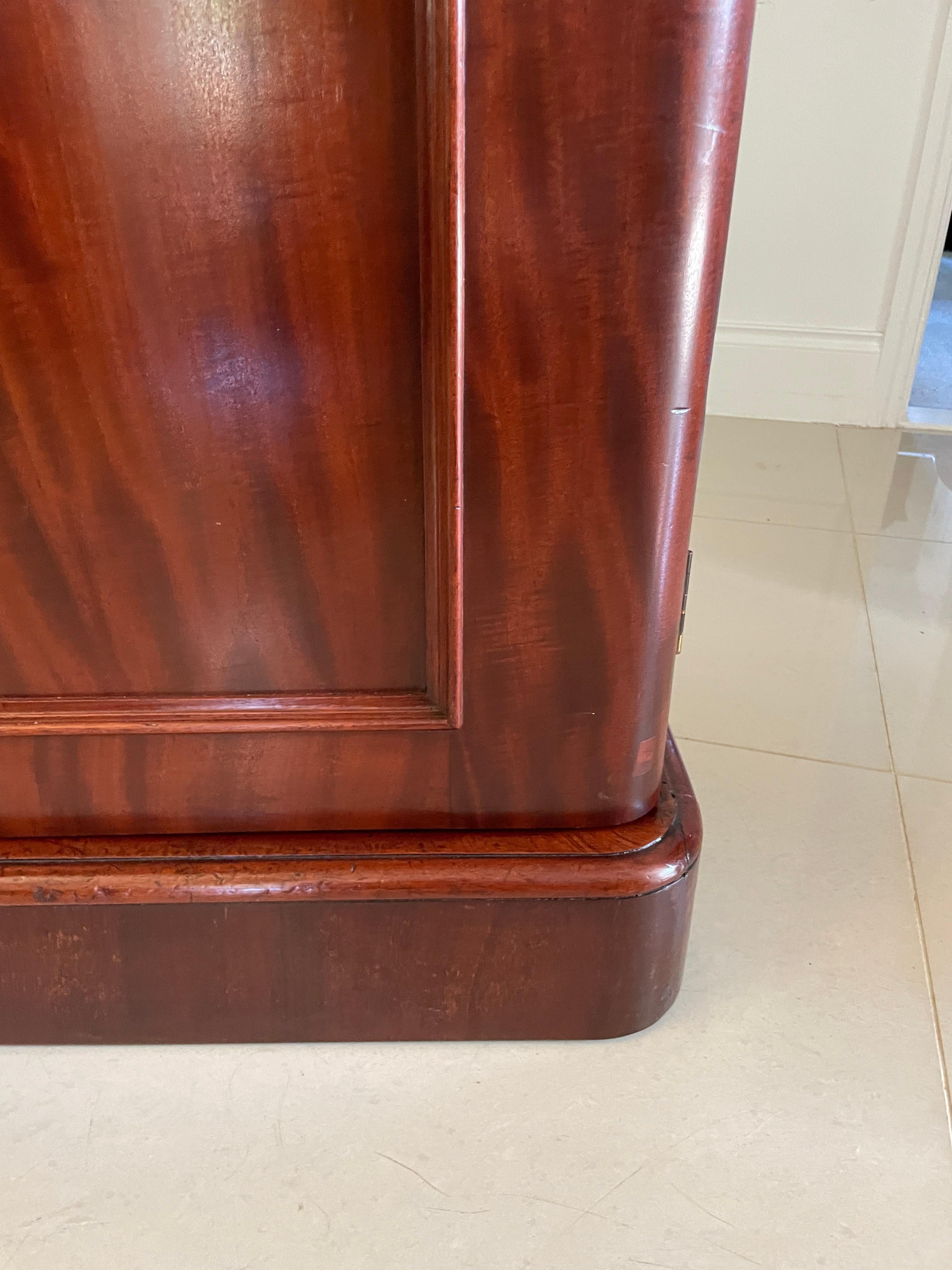 Antique Victorian Quality Figured Mahogany Breakfront Wardrobe 6