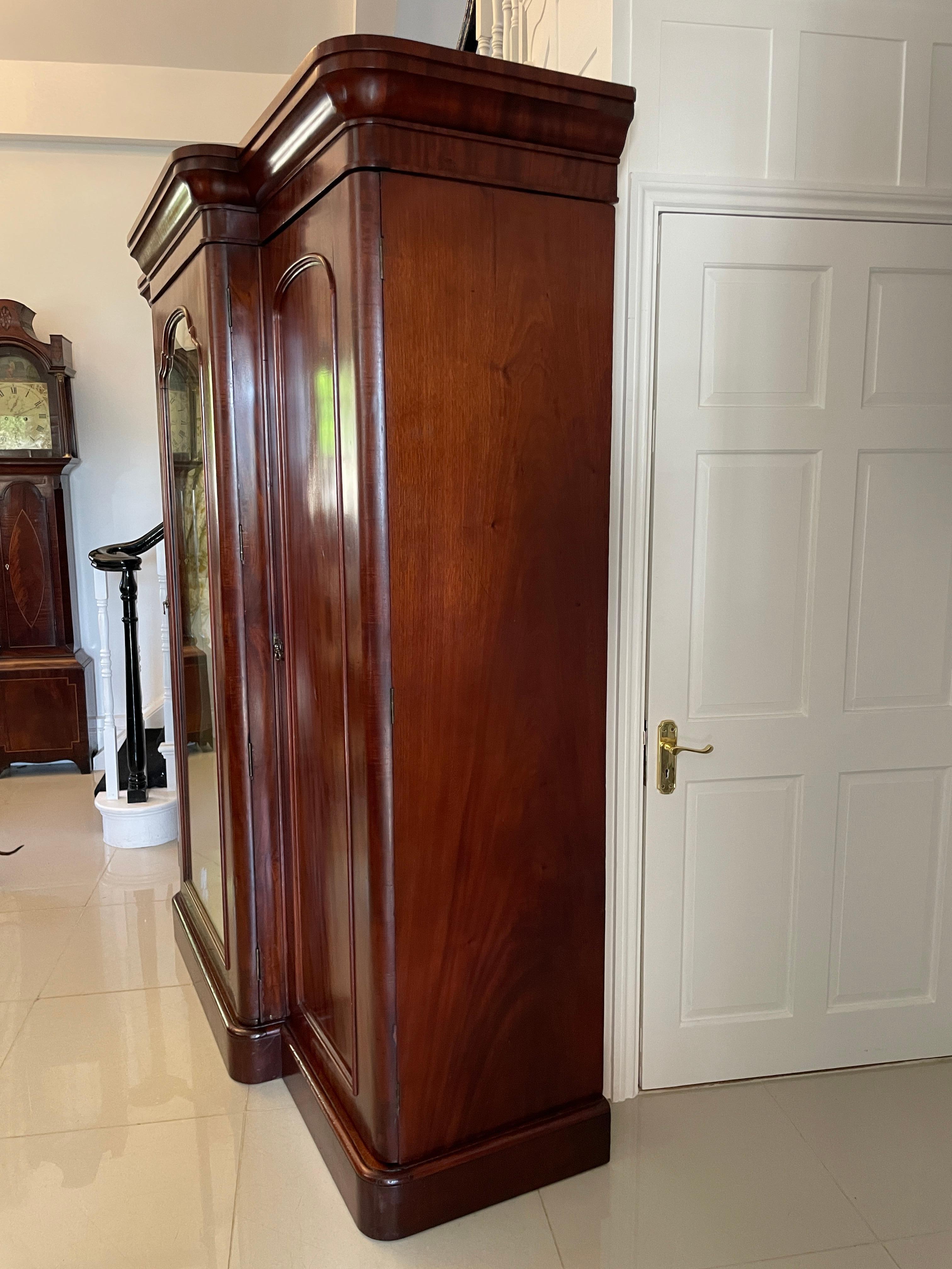 Antique Victorian Quality Figured Mahogany Breakfront Wardrobe 9