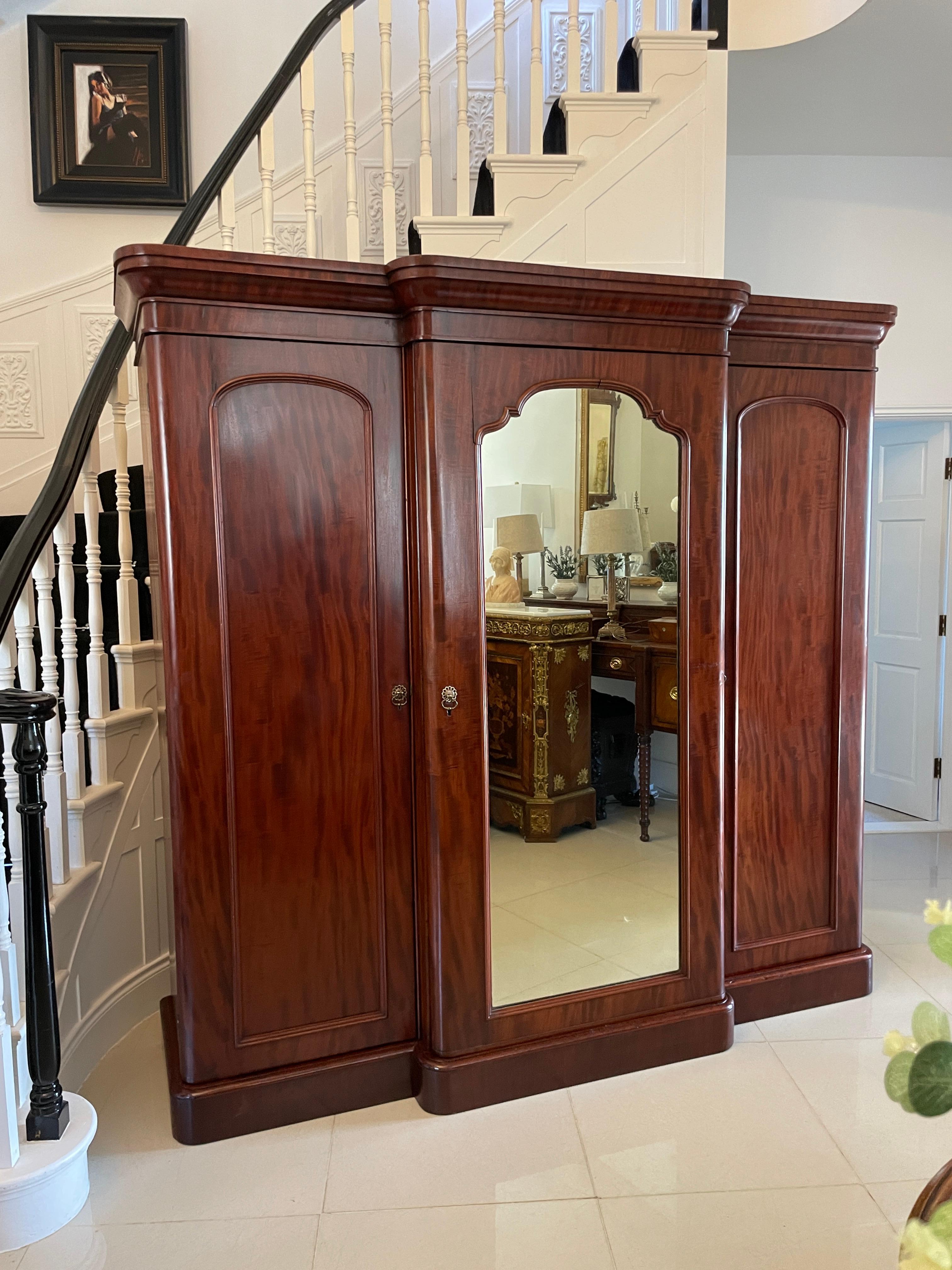 Antique Victorian Quality Figured Mahogany Breakfront Wardrobe 11