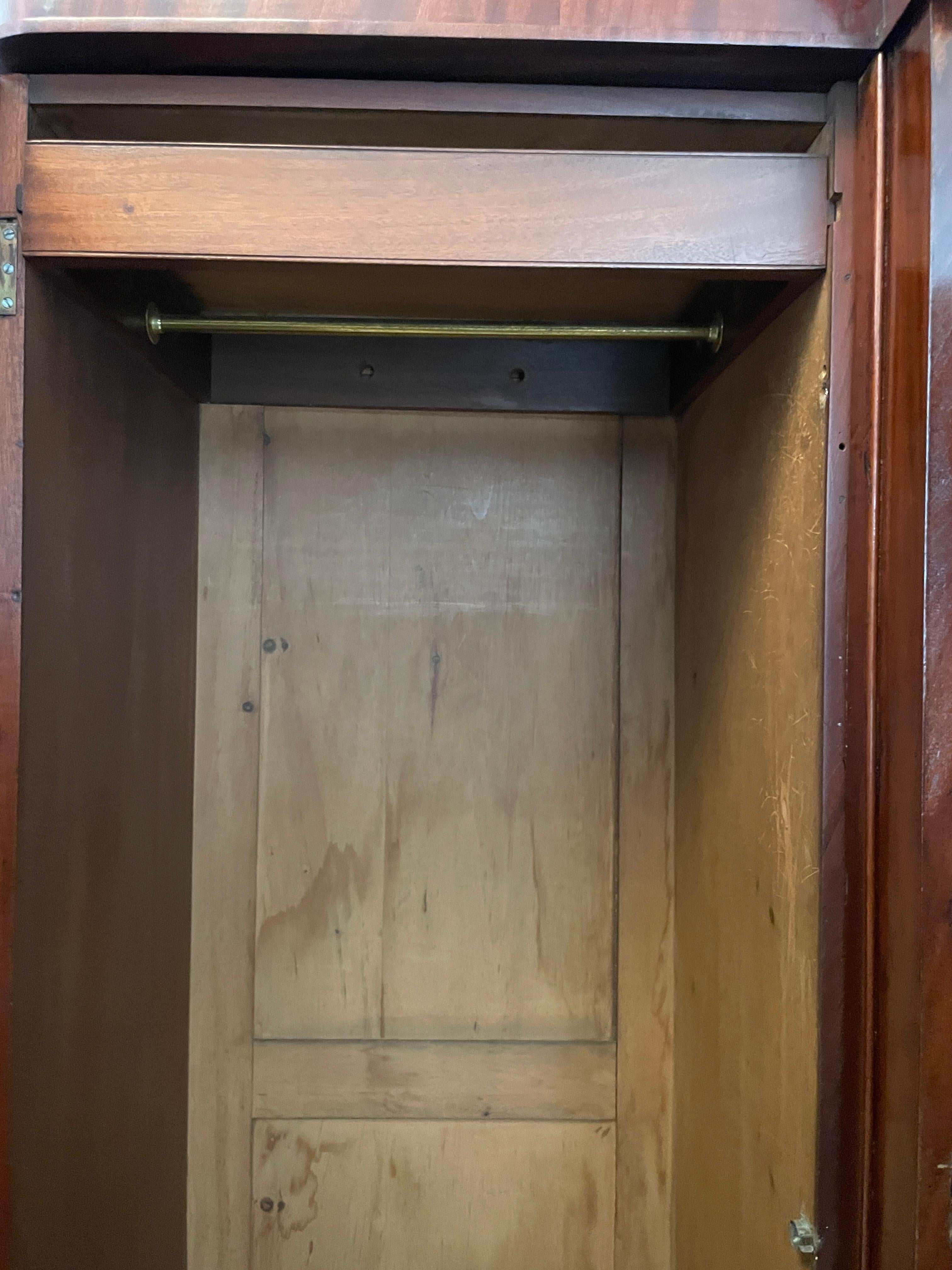 Antique Victorian Quality Figured Mahogany Breakfront Wardrobe 1
