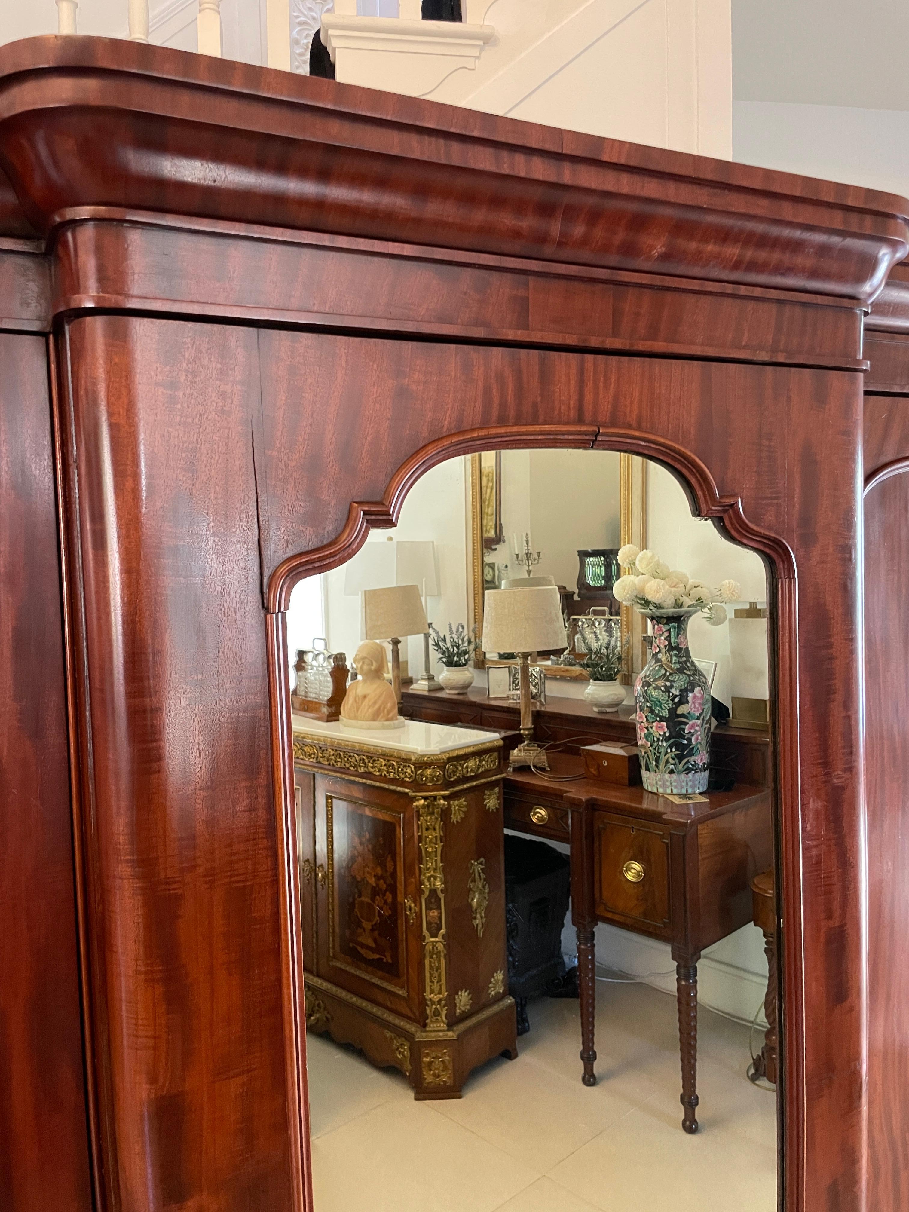 Antique Victorian Quality Figured Mahogany Breakfront Wardrobe 3