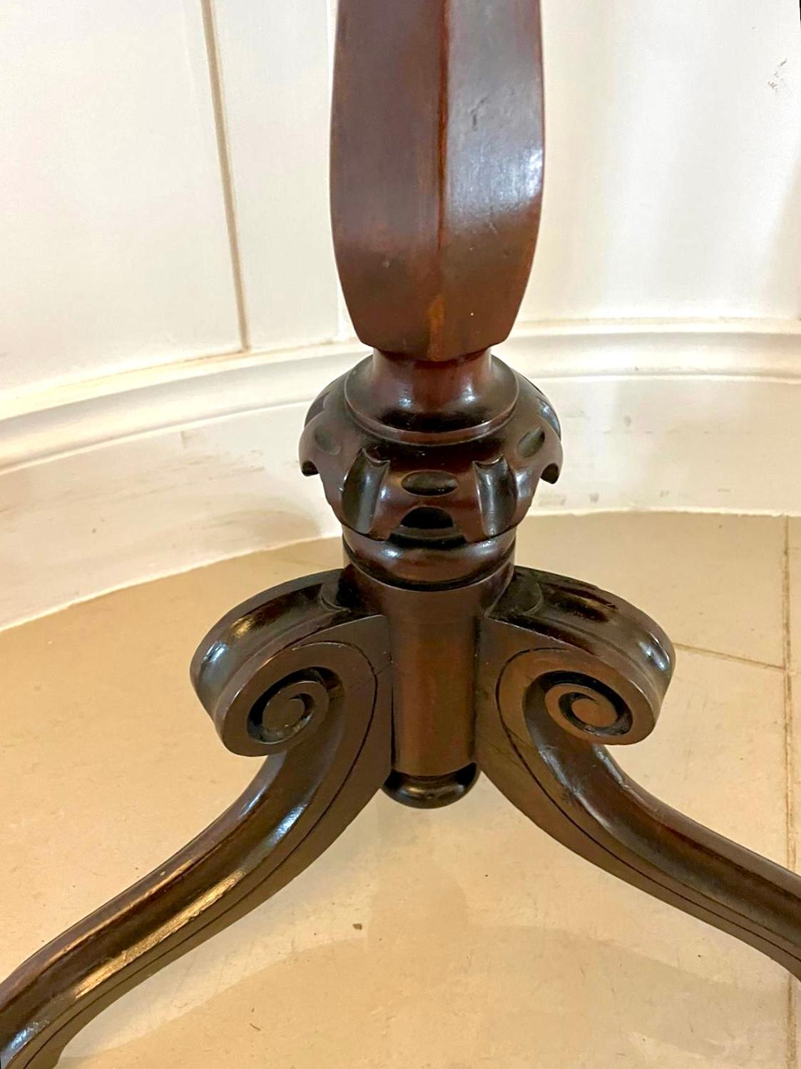 Antique Victorian Quality Figured Mahogany Lamp Table For Sale 1