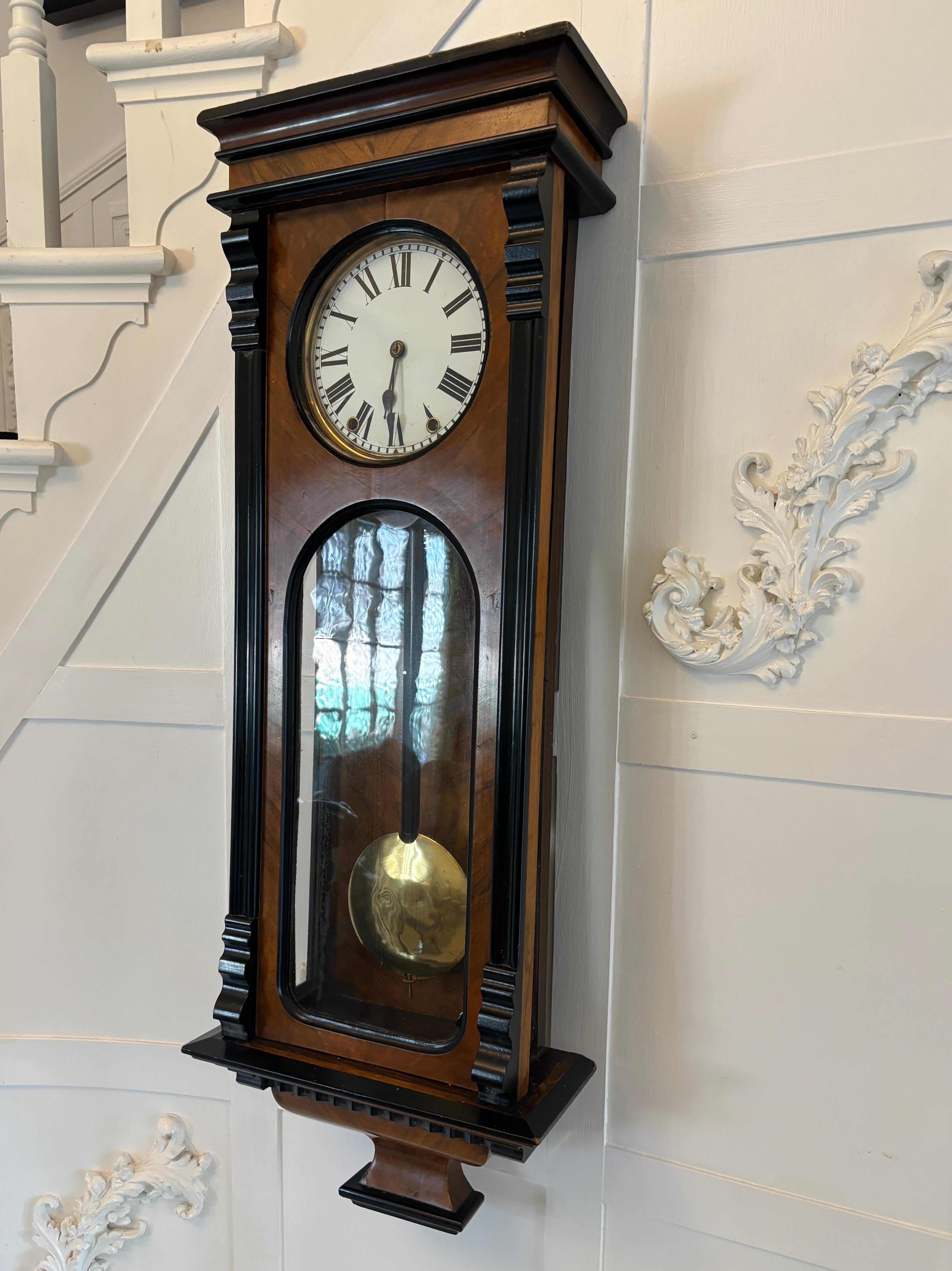 Antiguo Reloj de Pared de 8 Días de Nogal Figurado de Calidad Victoriana en venta 6