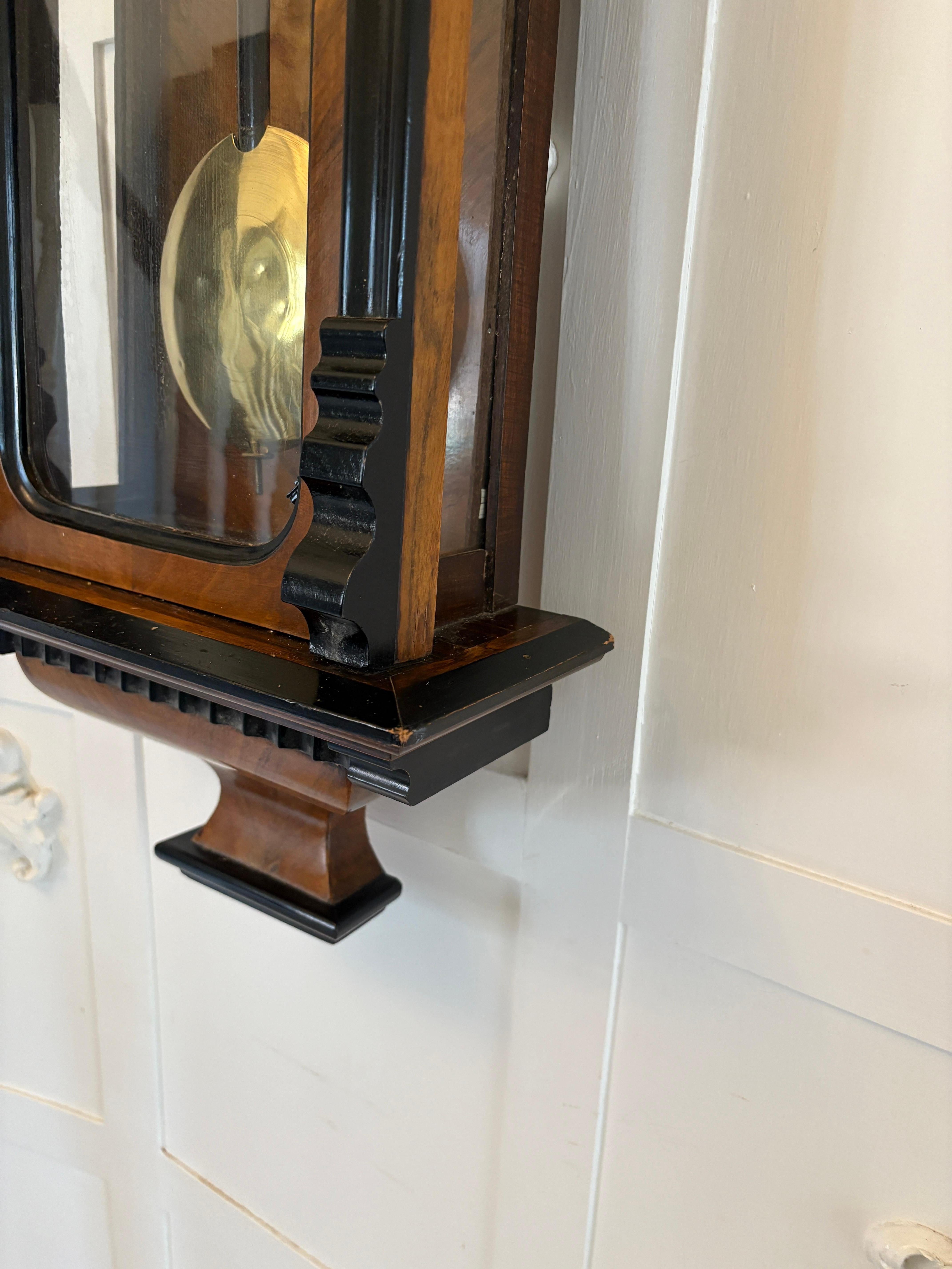 Antiguo Reloj de Pared de 8 Días de Nogal Figurado de Calidad Victoriana en venta 1