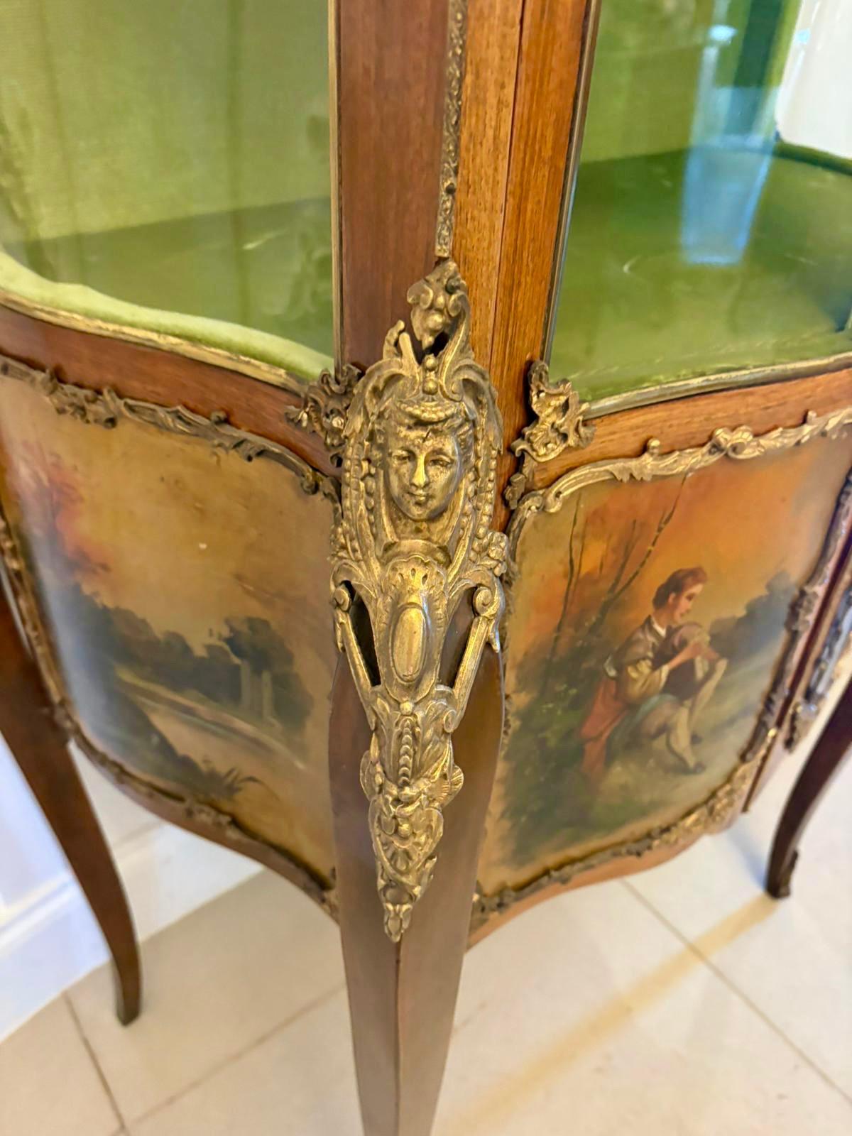 Antique Victorian quality French Vernis Martin vitrine/display cabinet having a pair of quality kingwood ornate gilded brass serpentine shaped glazed doors with original and fabulous Vernis Martin painted panels opening to reveal three display