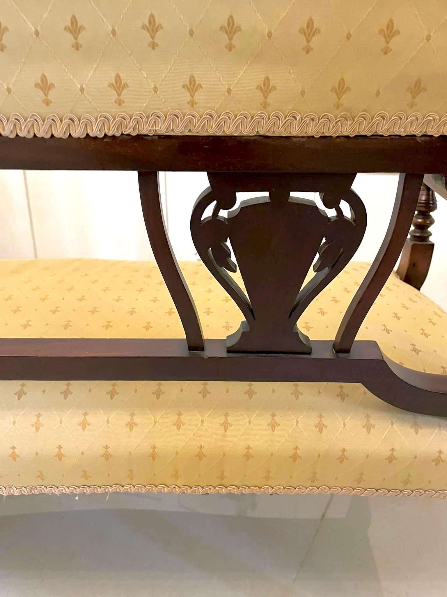 Antikes Mahagoni-Sessel mit Intarsien in viktorianischer Qualität im Angebot 6