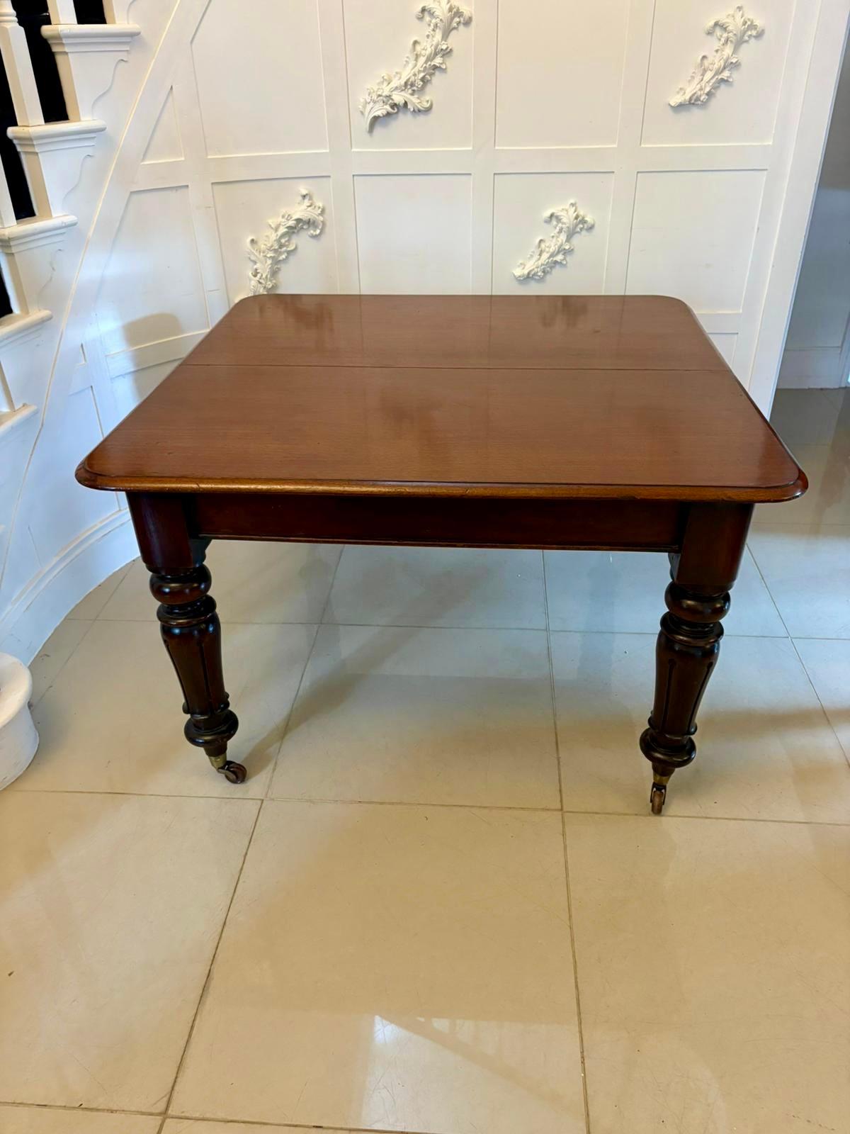 English Antique Victorian Quality Mahogany 10 Seater Extending Dining Table For Sale