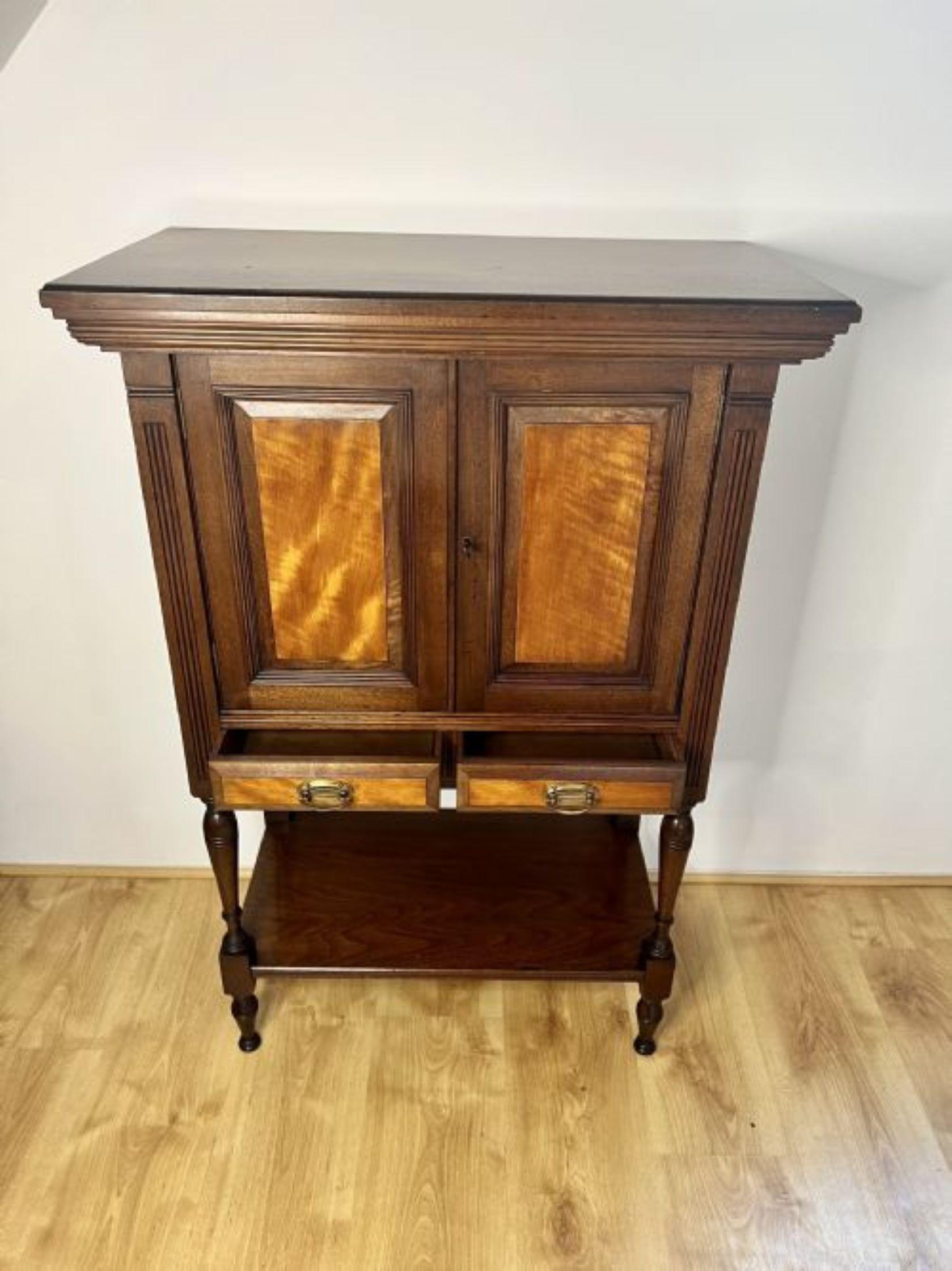 Antique Victorian quality mahogany and satinwood side cabinet  For Sale 1