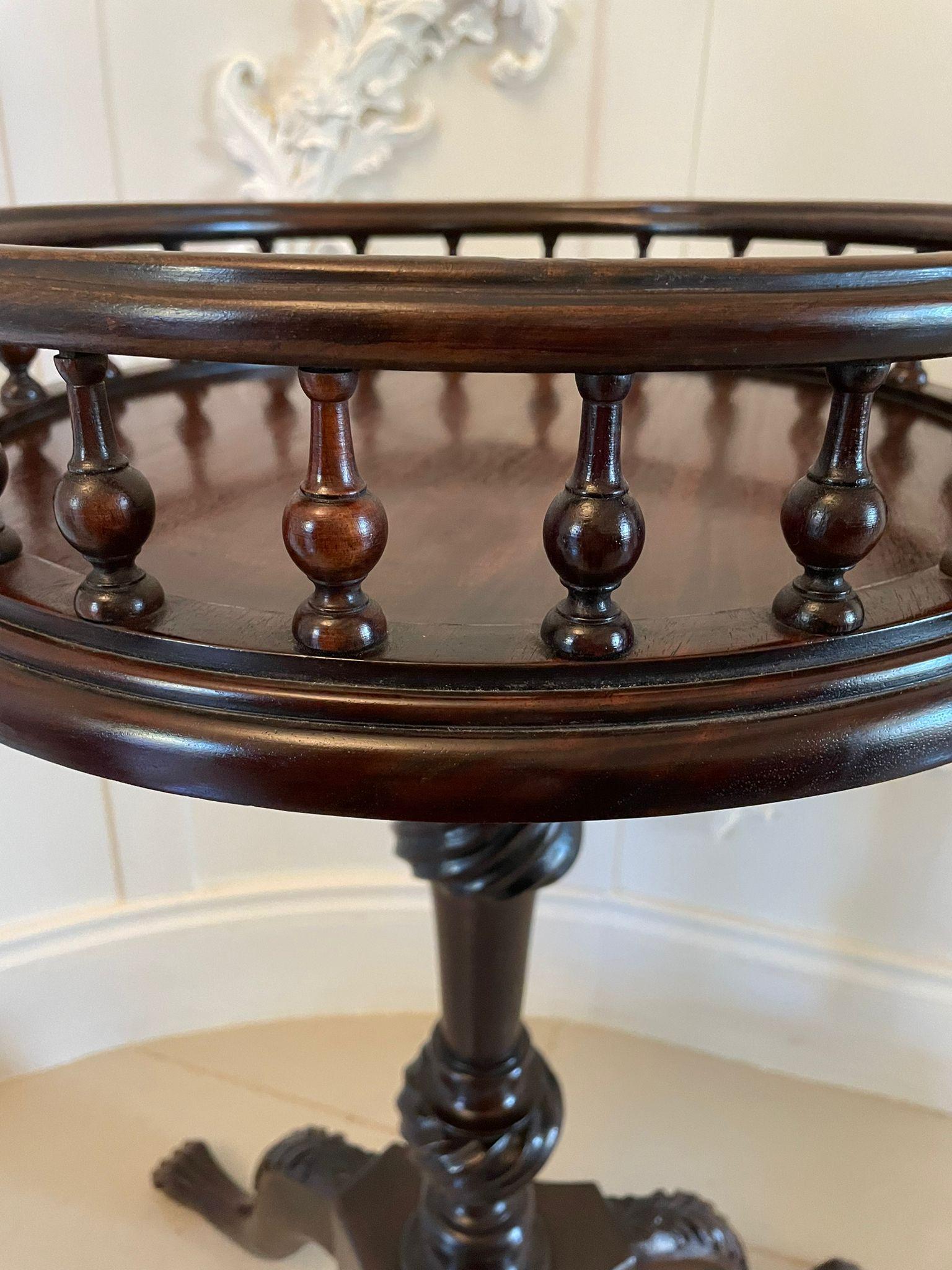 Antique Victorian Quality Mahogany Circular Lamp Table For Sale 5