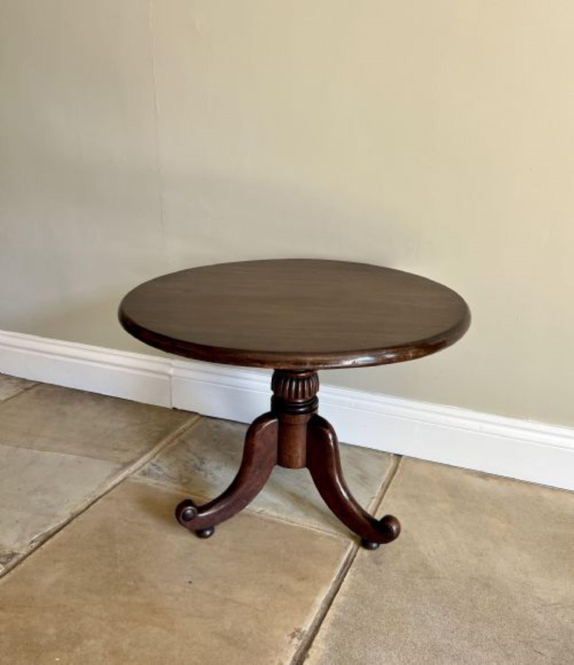 Antique Victorian quality mahogany coffee table  In Good Condition For Sale In Ipswich, GB