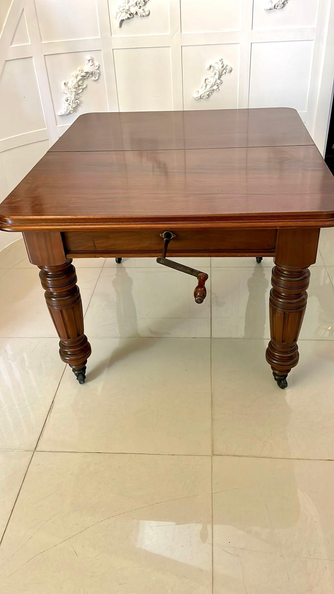 Antique Victorian Quality Mahogany Extending Dining Table  6