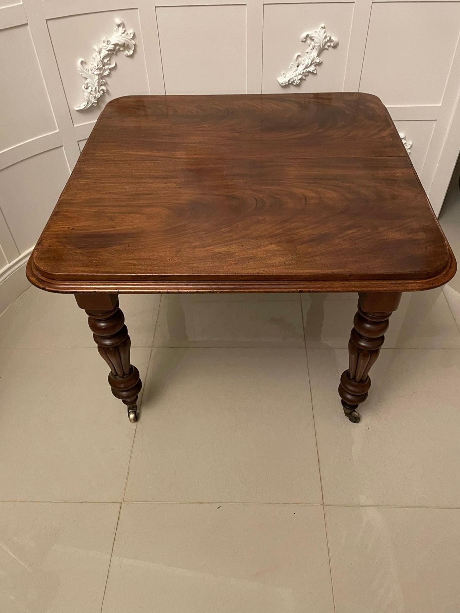 19th Century Antique Victorian Quality Mahogany Extending Dining Table