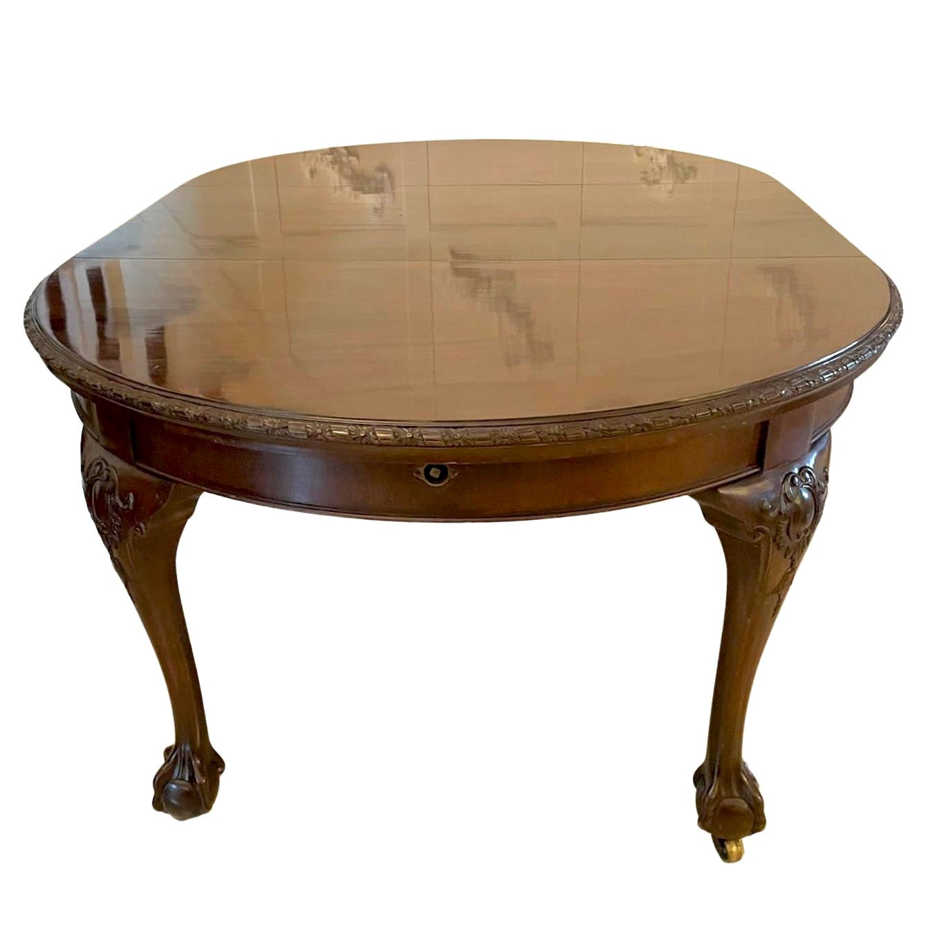 Antique Victorian Quality Mahogany Extending Dining Table