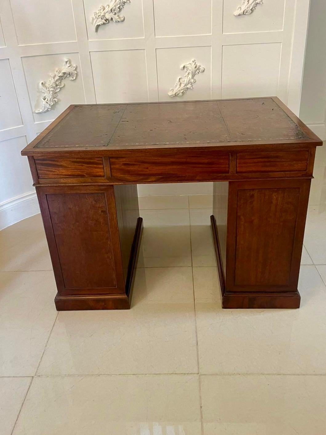 Antique Victorian Quality Mahogany Free Standing Kneehole Desk For Sale 1